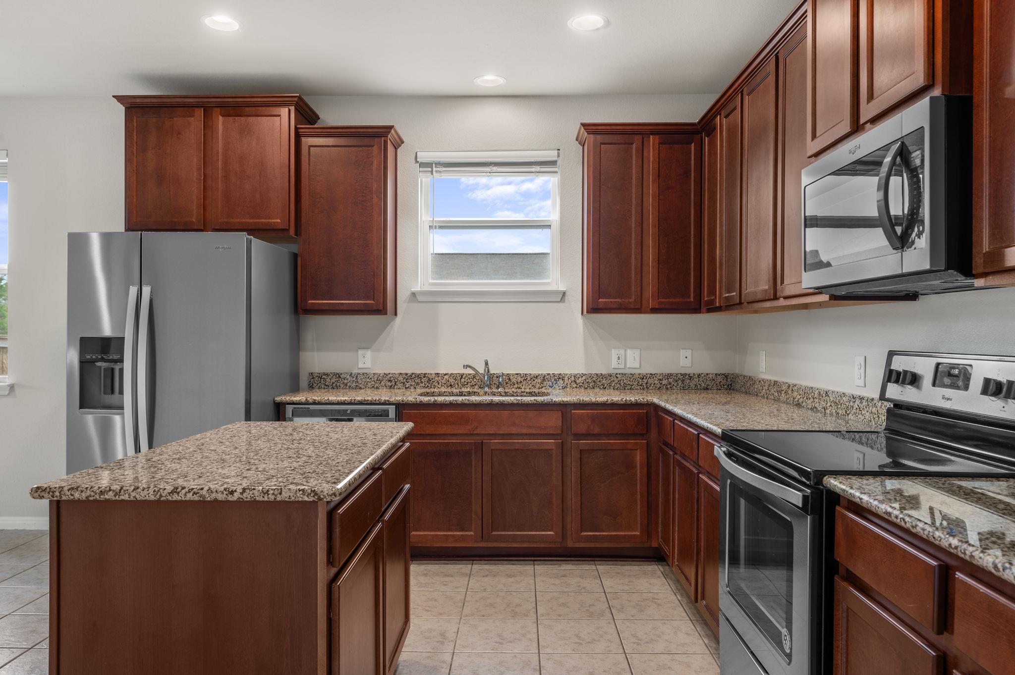 217 Michaelis Dr, Leander, TX 78641