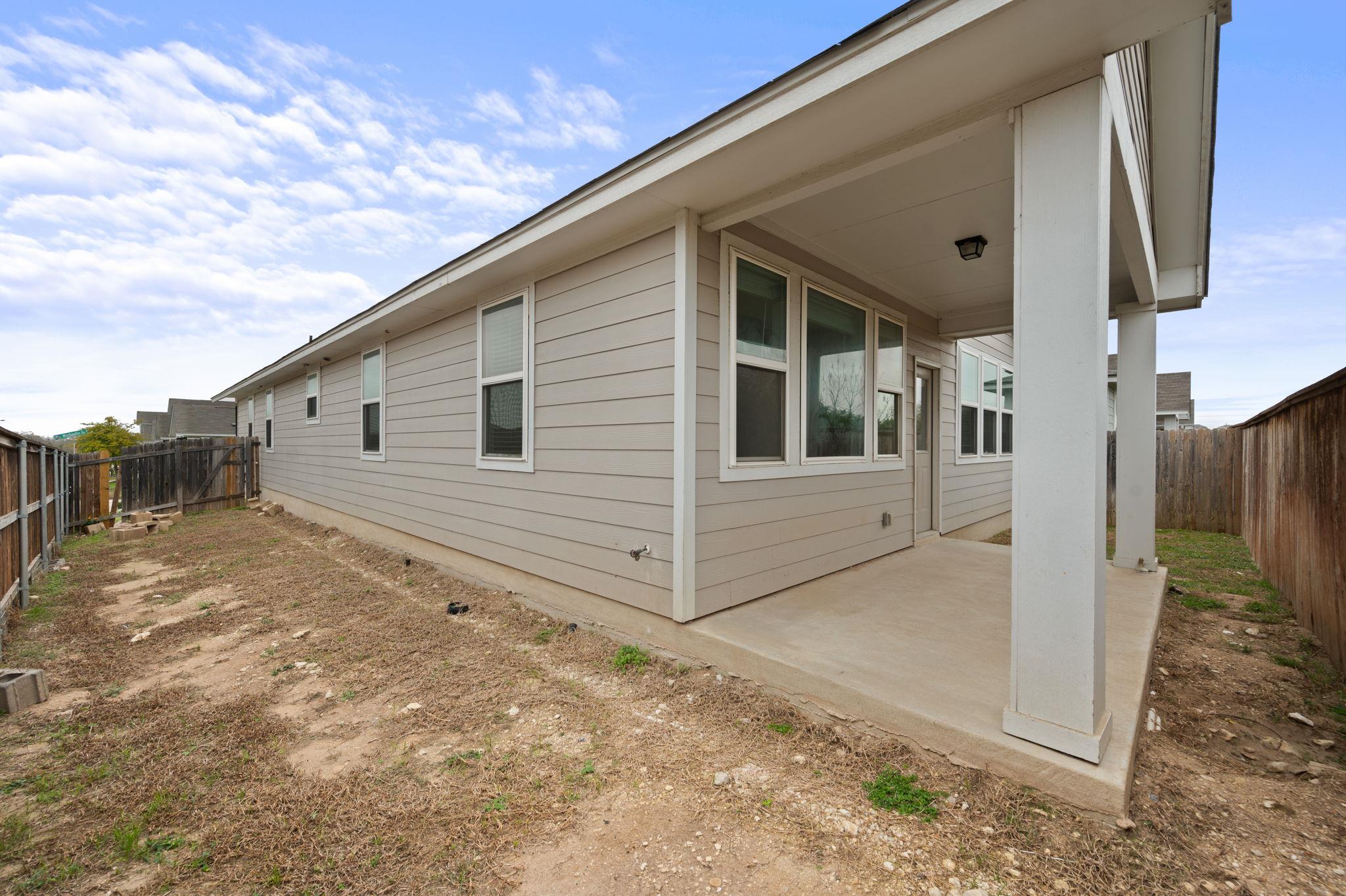 217 Michaelis Dr, Leander, TX 78641