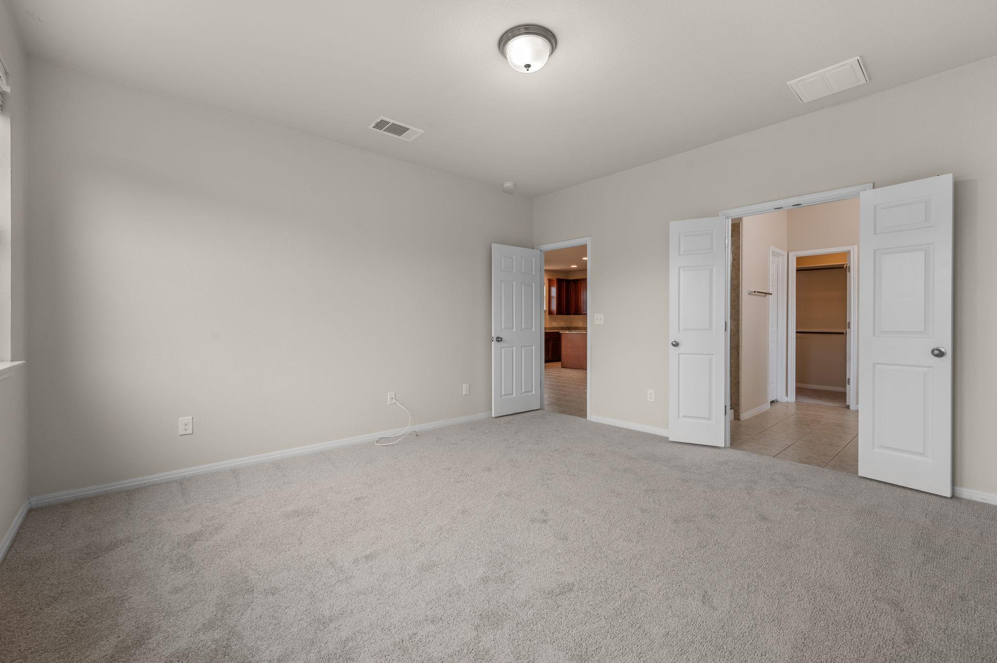 217 Michaelis Dr, Leander, TX 78641