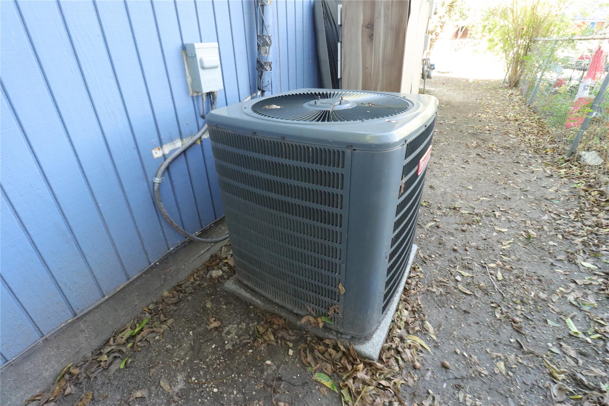 164 Grapeland Ave, San Antonio, TX 78214