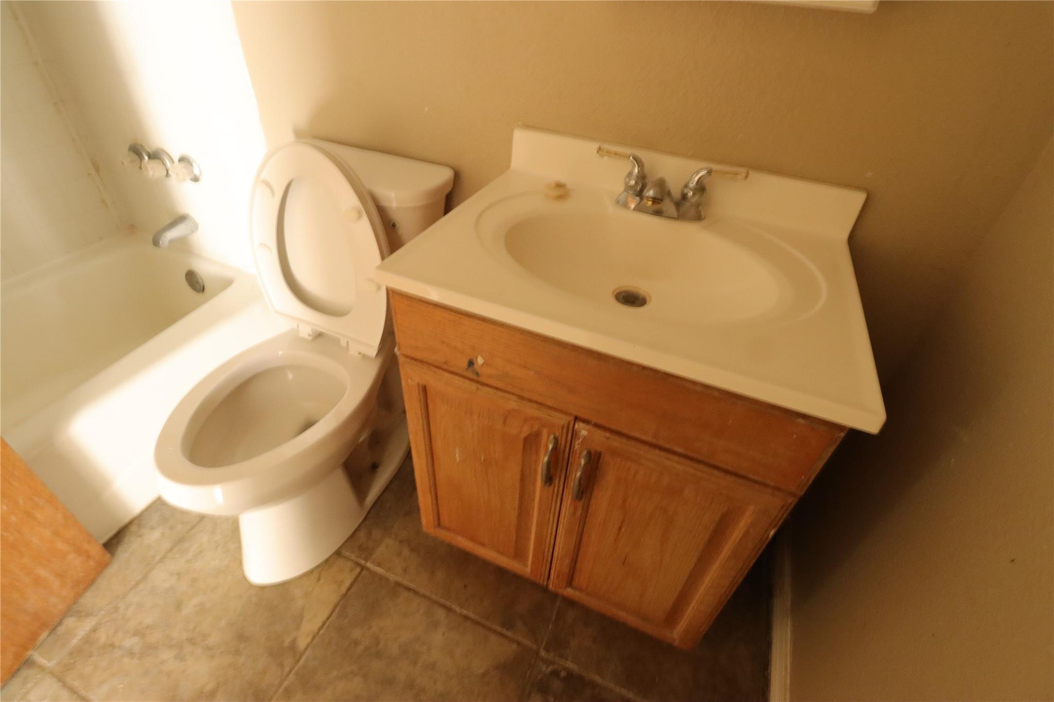 164 Grapeland Ave, San Antonio, TX 78214