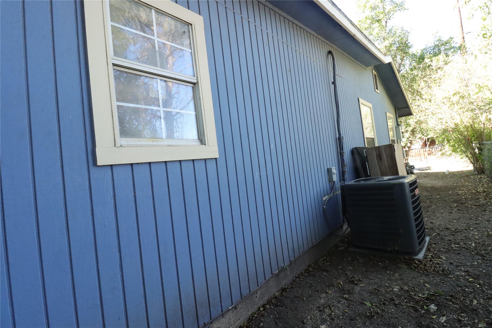 164 Grapeland Ave, San Antonio, TX 78214