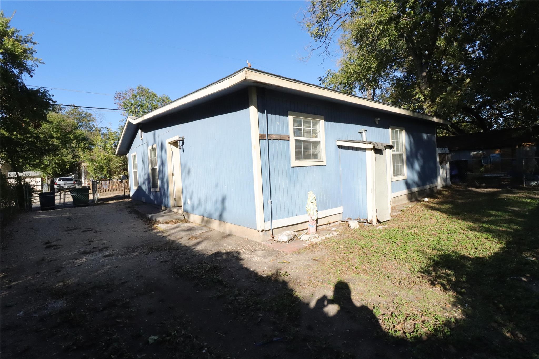 164 Grapeland Ave, San Antonio, TX 78214