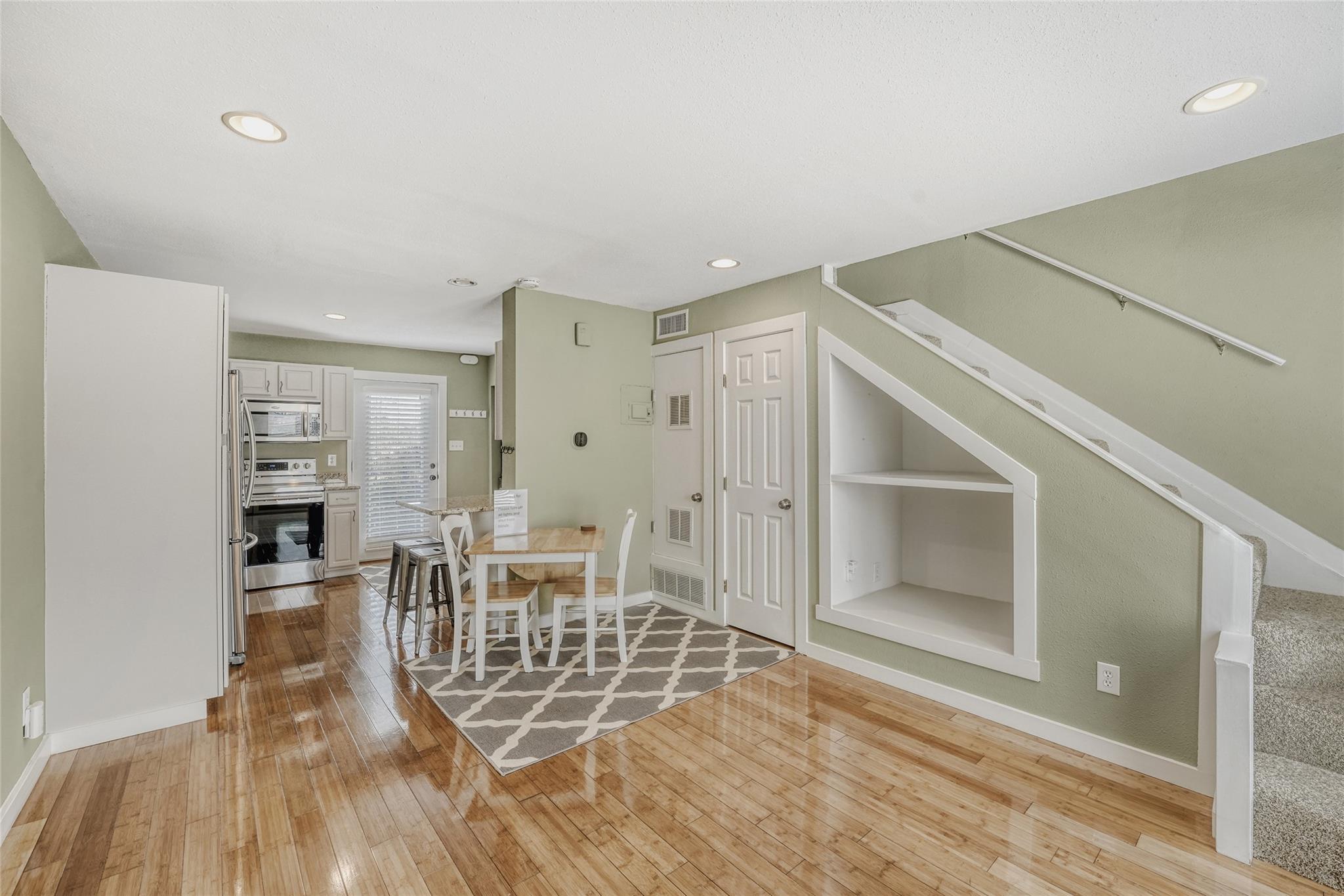 2000 Lightsey Rd # 3, Austin, TX 78704