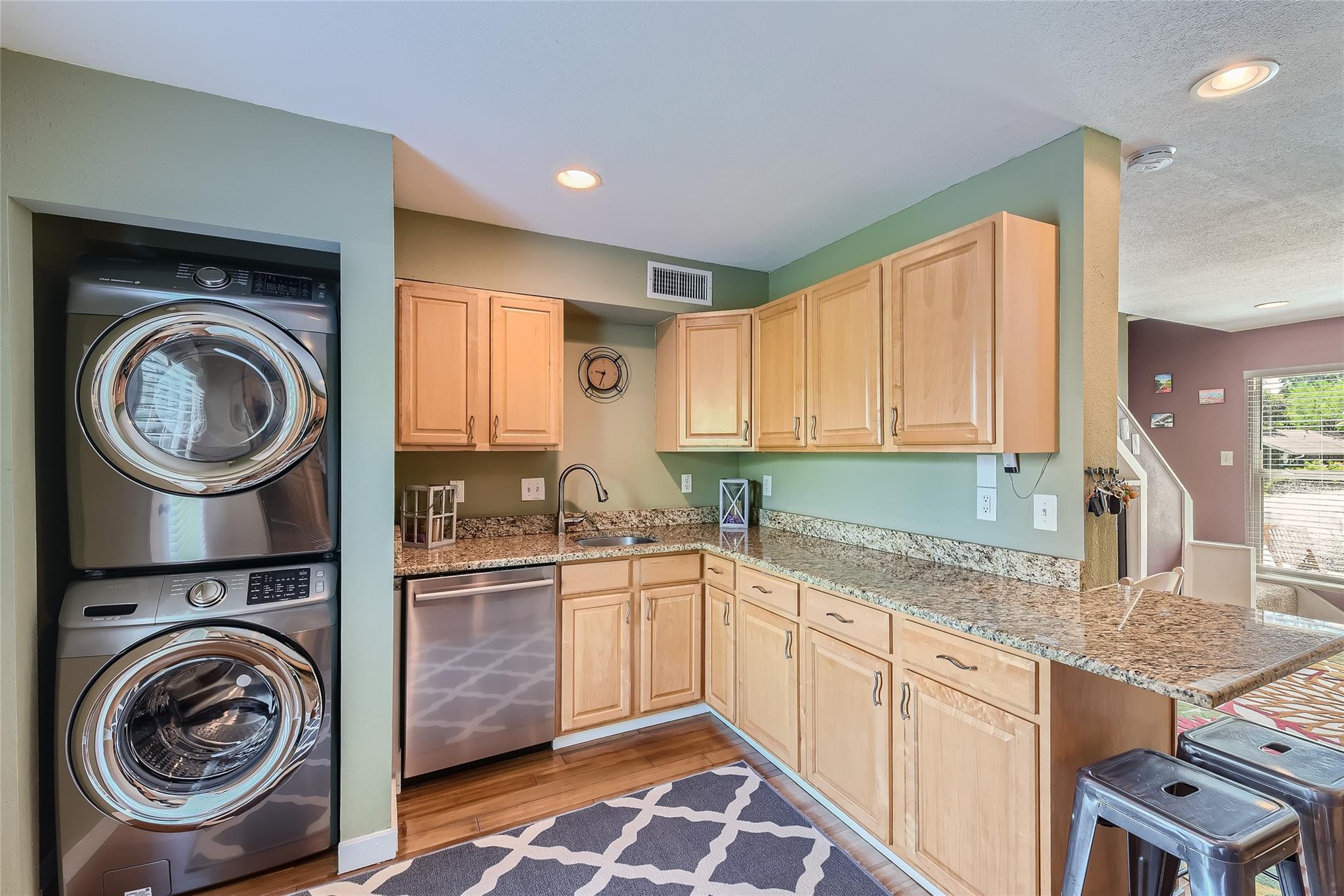 2000 Lightsey Rd # 3, Austin, TX 78704