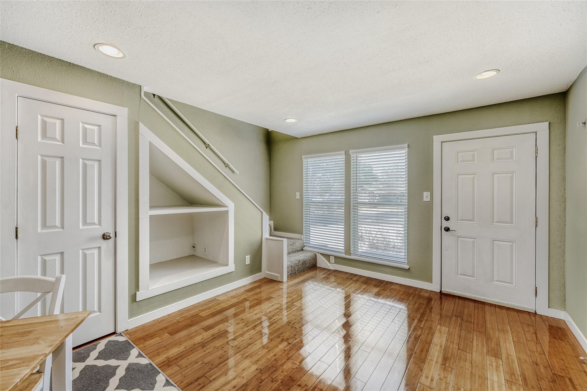 2000 Lightsey Rd # 3, Austin, TX 78704