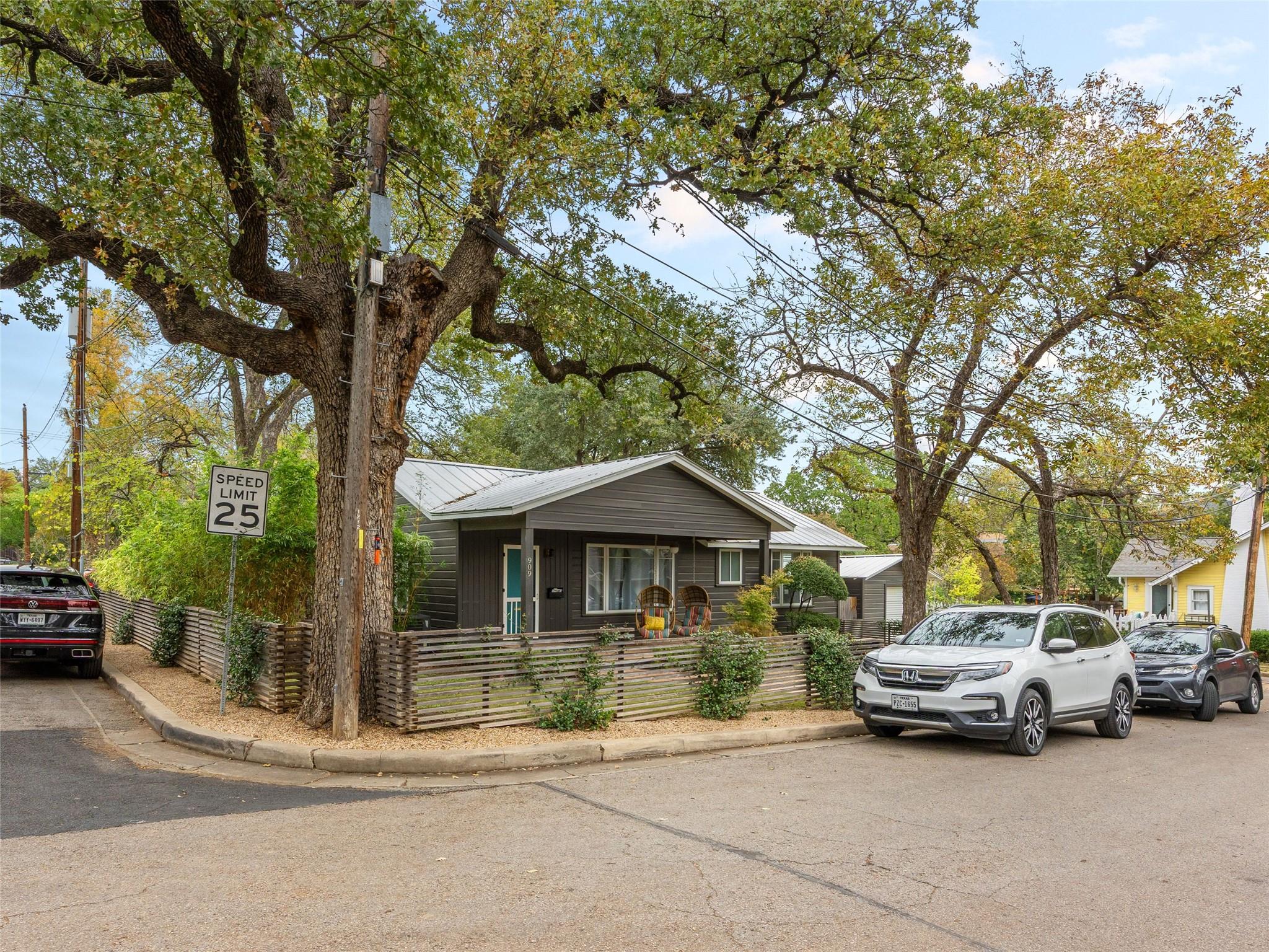 909 Shelley Ave, Austin, TX 78703