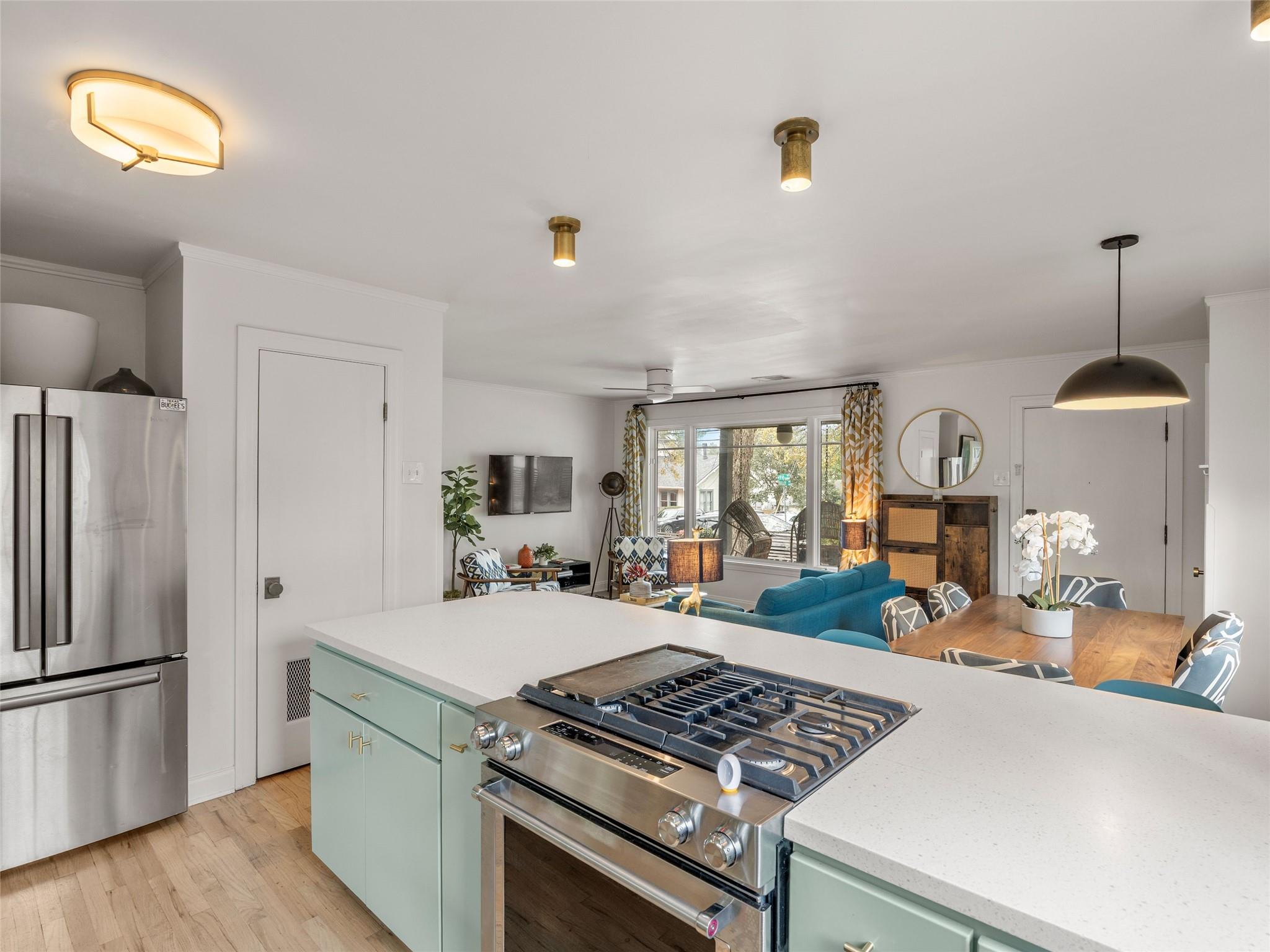 909 Shelley Ave, Austin, TX 78703