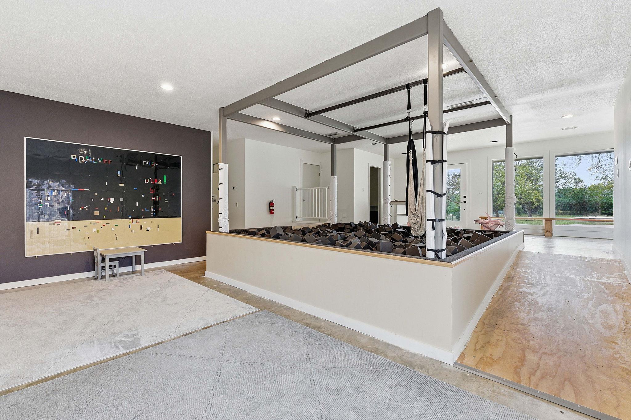 13617 Fitzhugh Rd, Austin, TX 78736