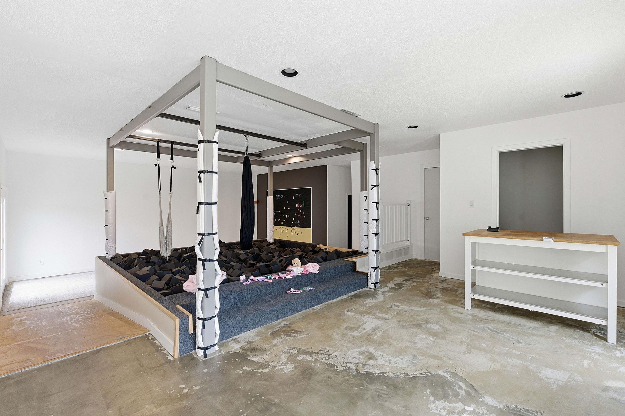 13617 Fitzhugh Rd, Austin, TX 78736