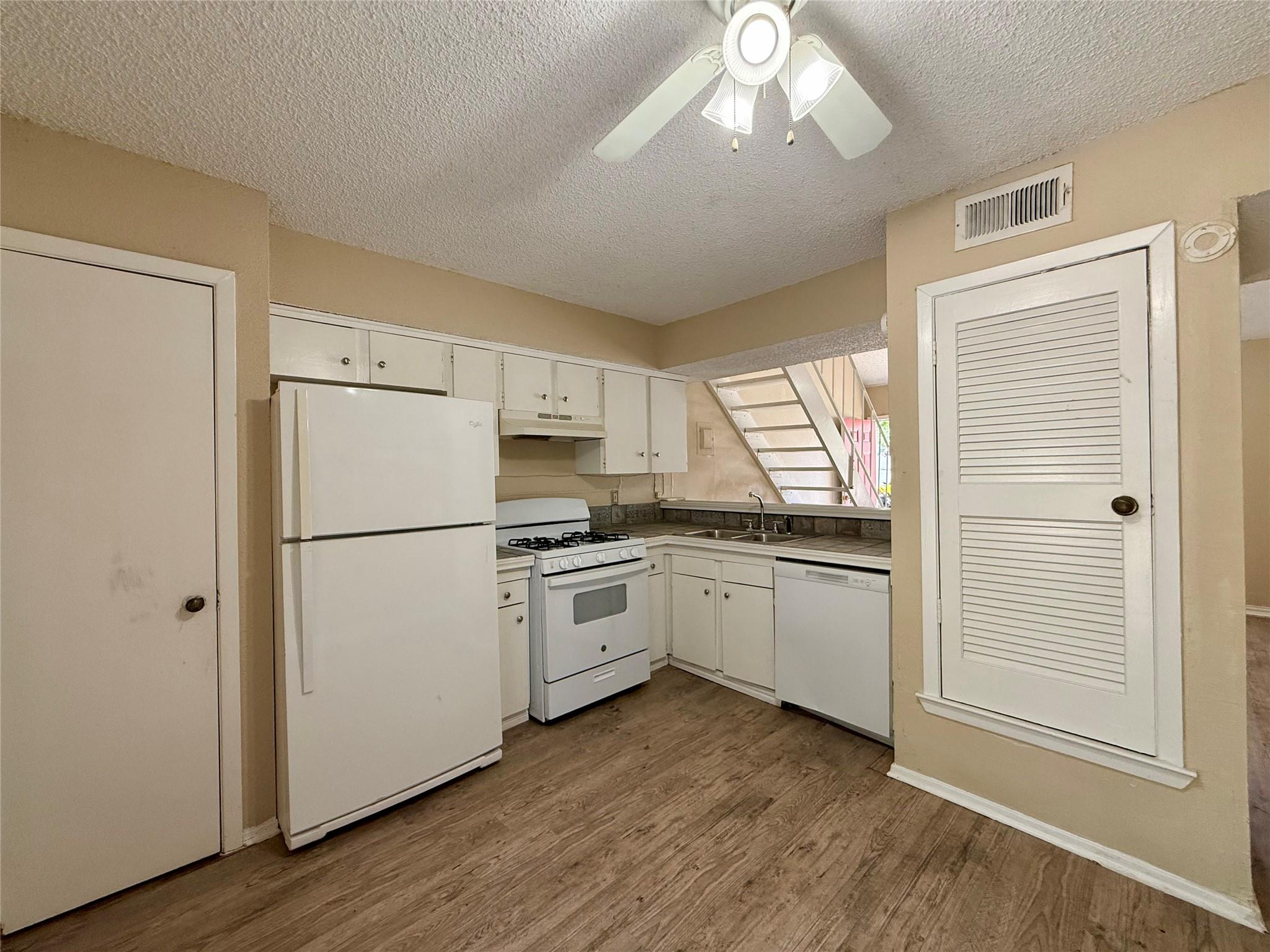 3448 Willowrun Dr # C, Austin, TX 78704