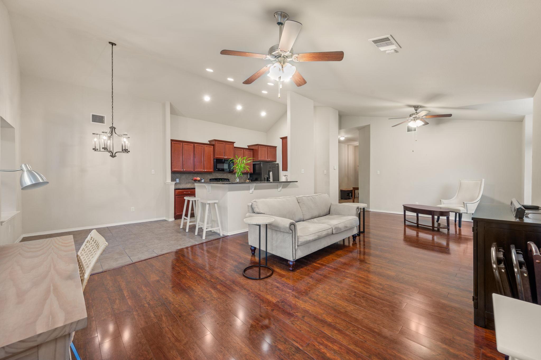 5225 Sandstone Dr, Temple, TX 76502