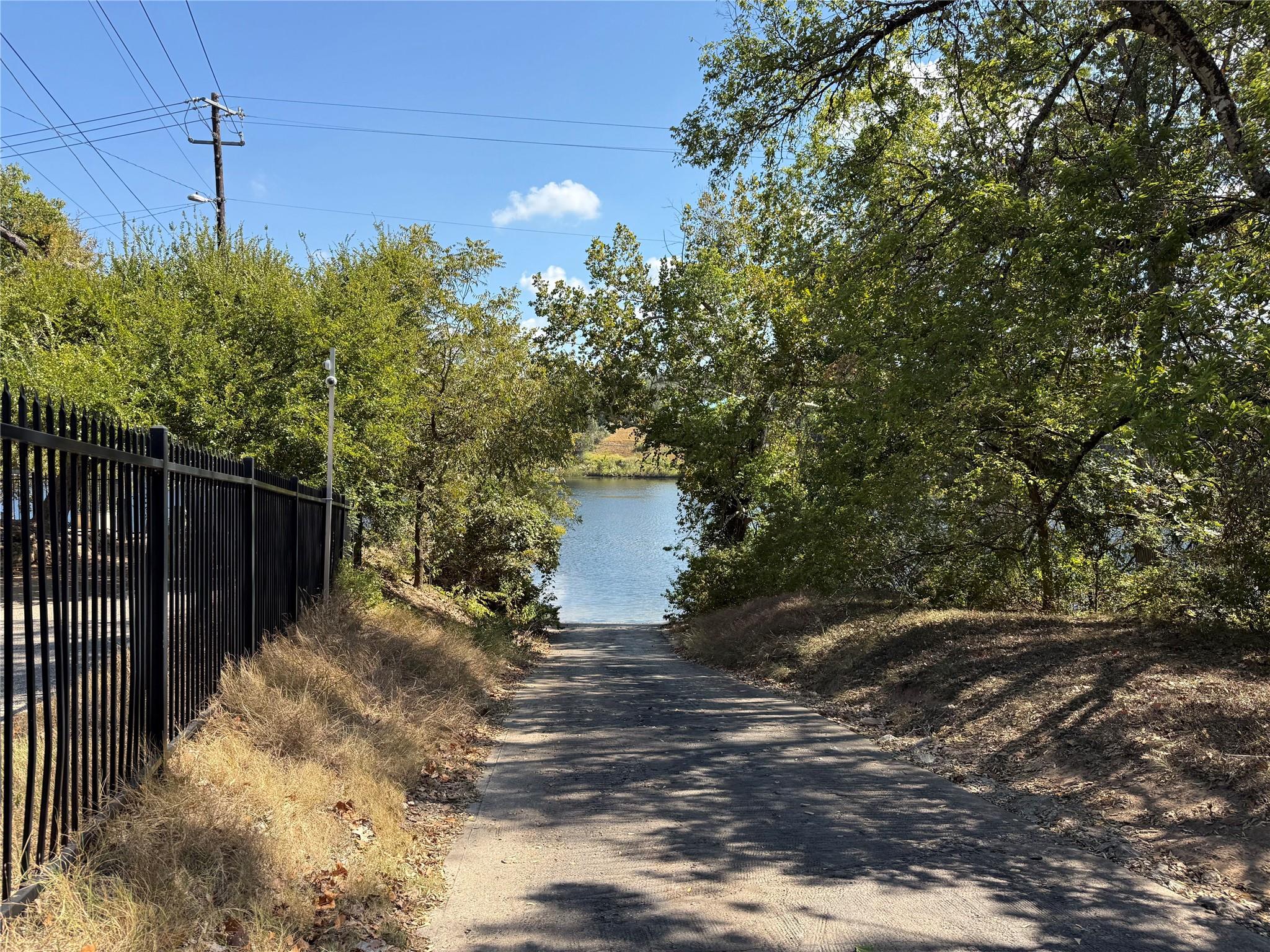 3138 Chisholm Trl, Austin, TX 78734