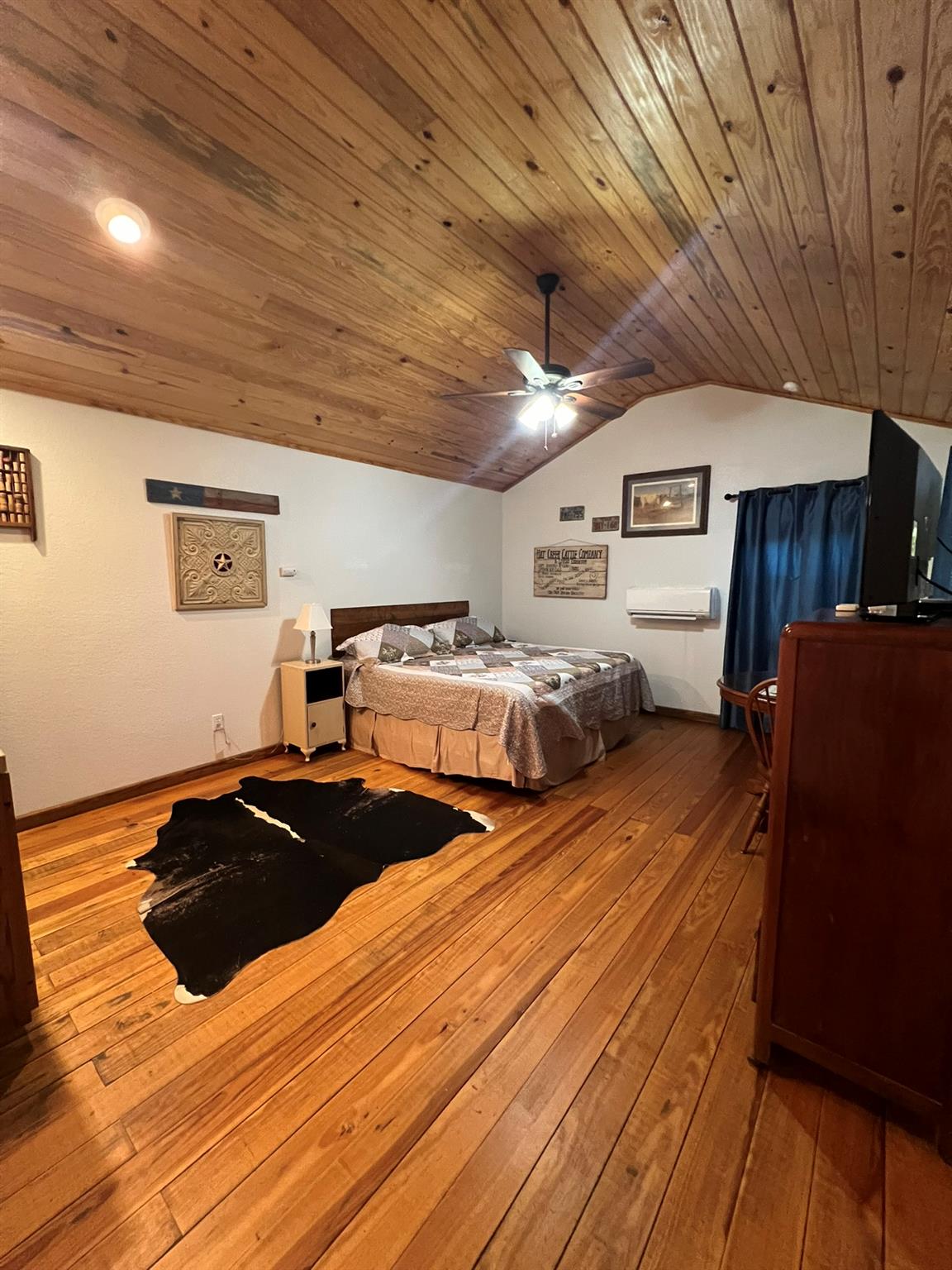 961 Buttercup Ln # 1, Wimberley, TX 78676