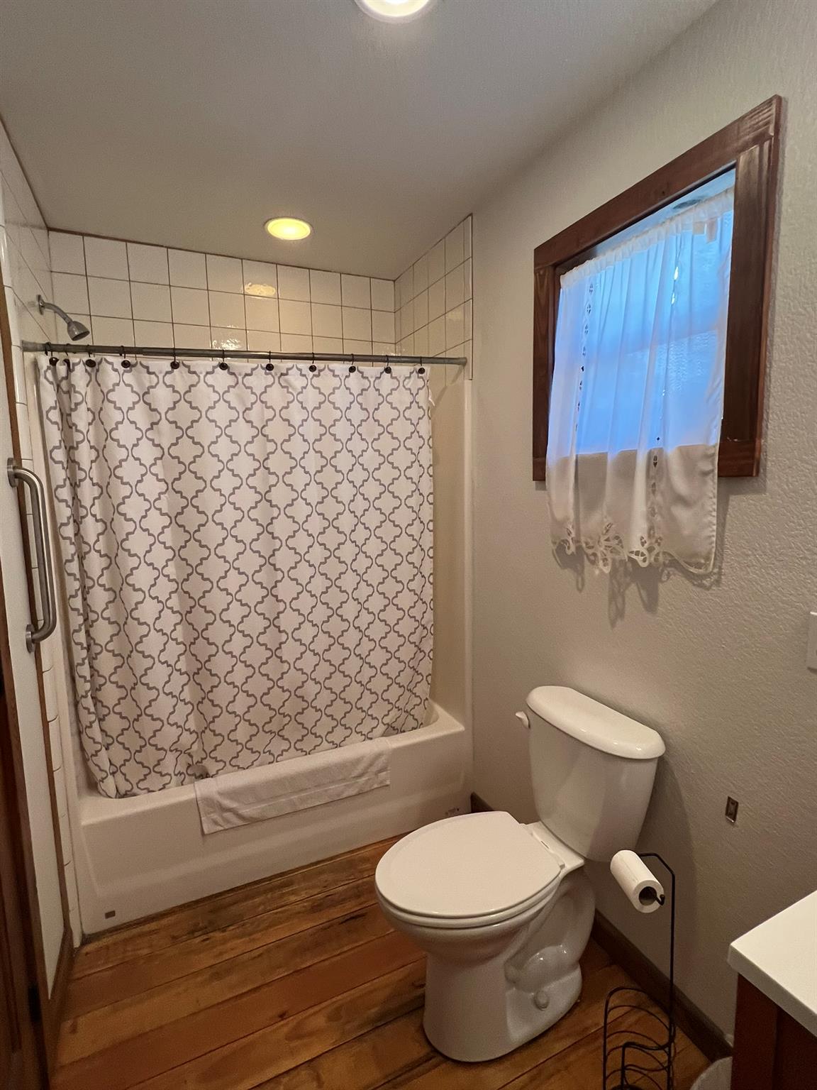 961 Buttercup Ln # 1, Wimberley, TX 78676