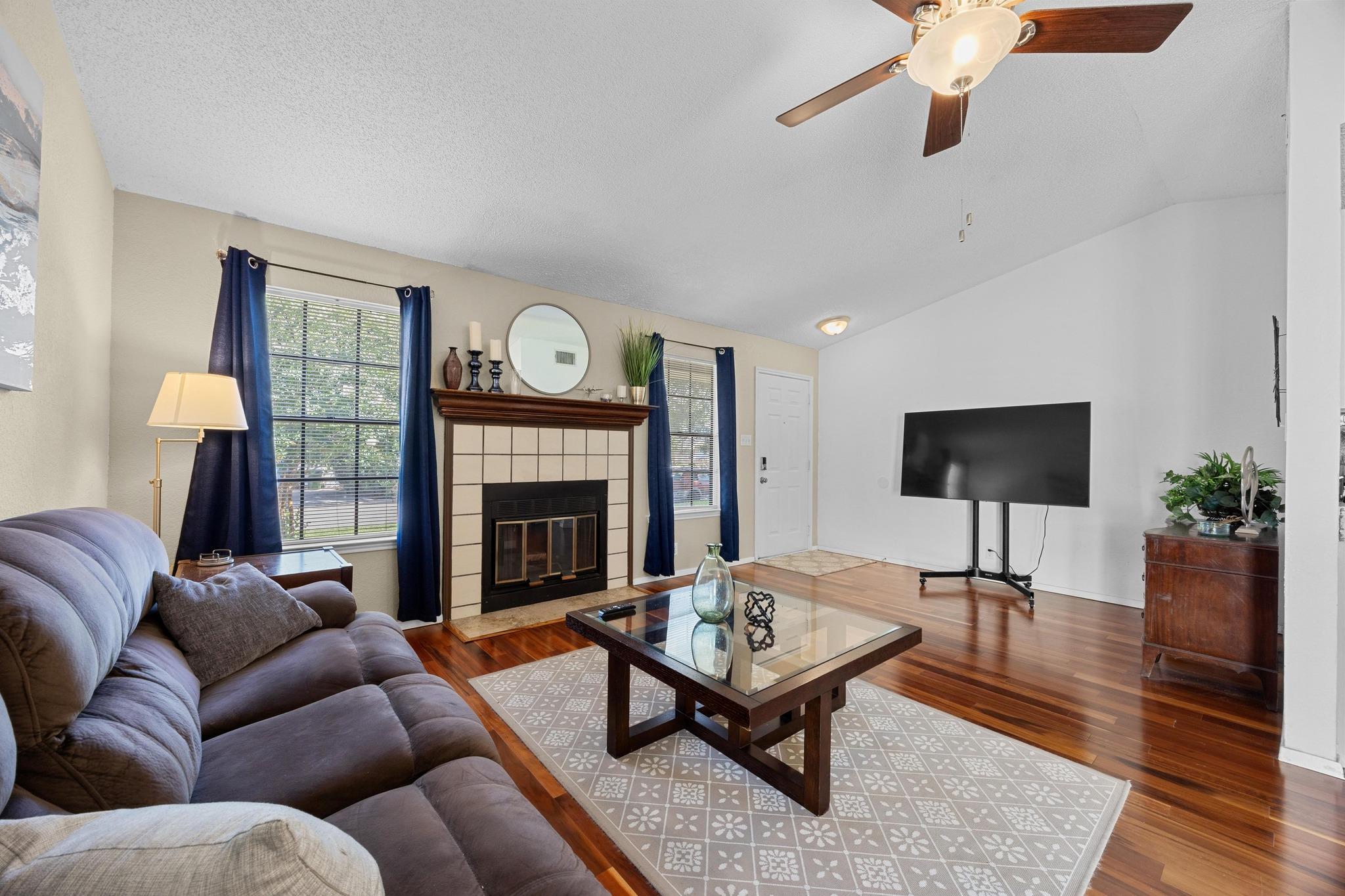 1111 Fairlawn Cv, Round Rock, TX 78664