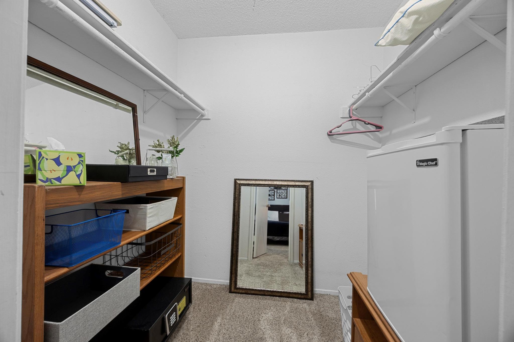 1111 Fairlawn Cv, Round Rock, TX 78664