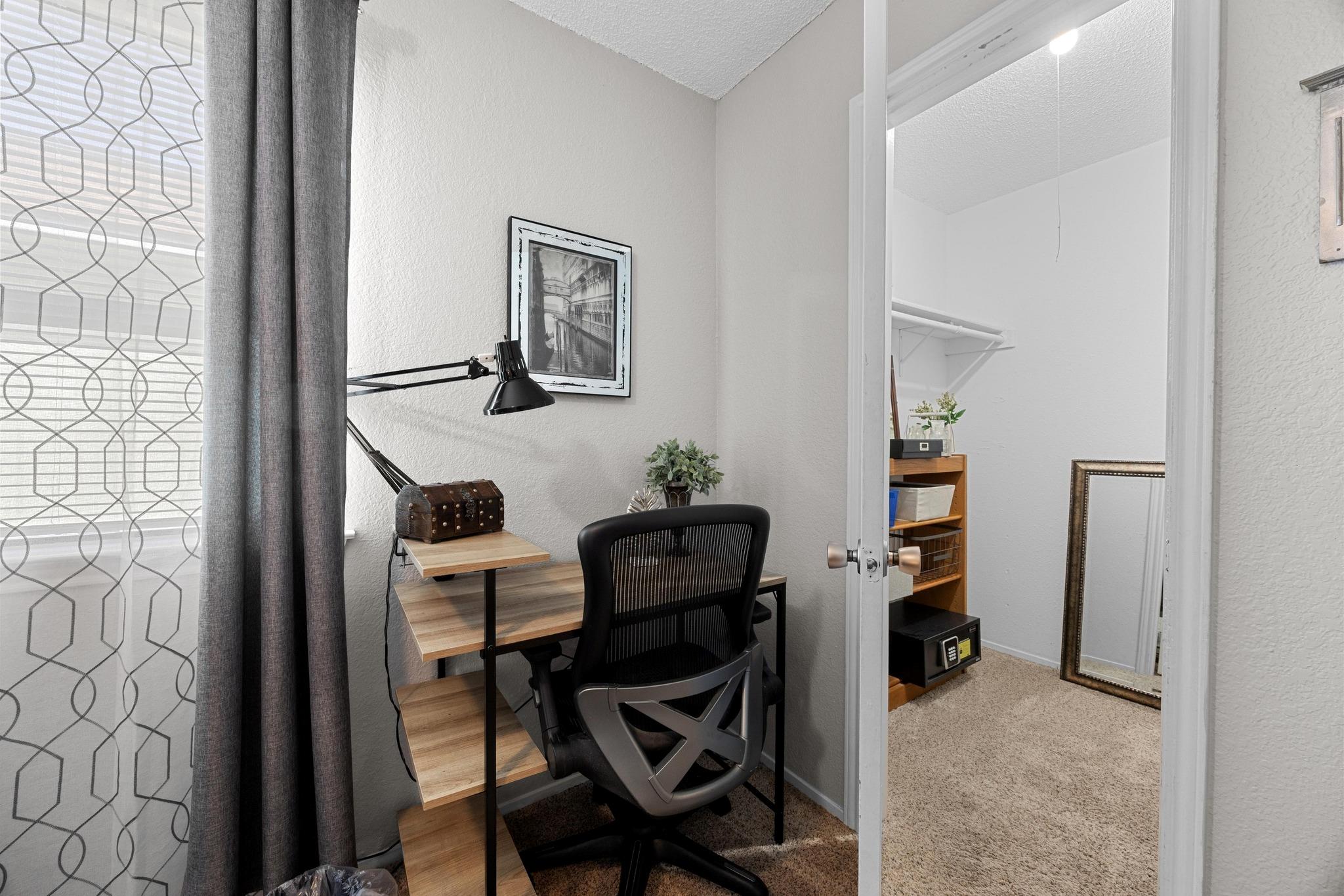 1111 Fairlawn Cv, Round Rock, TX 78664