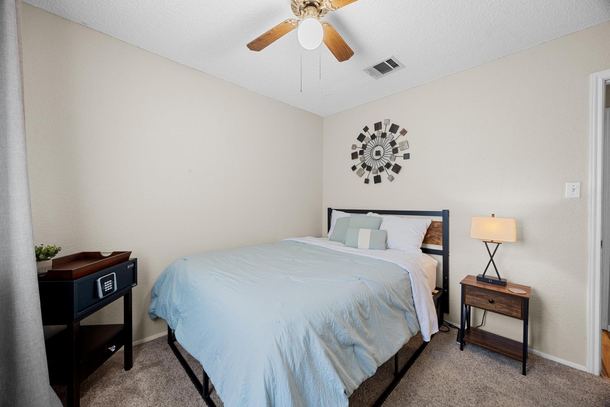 1111 Fairlawn Cv, Round Rock, TX 78664