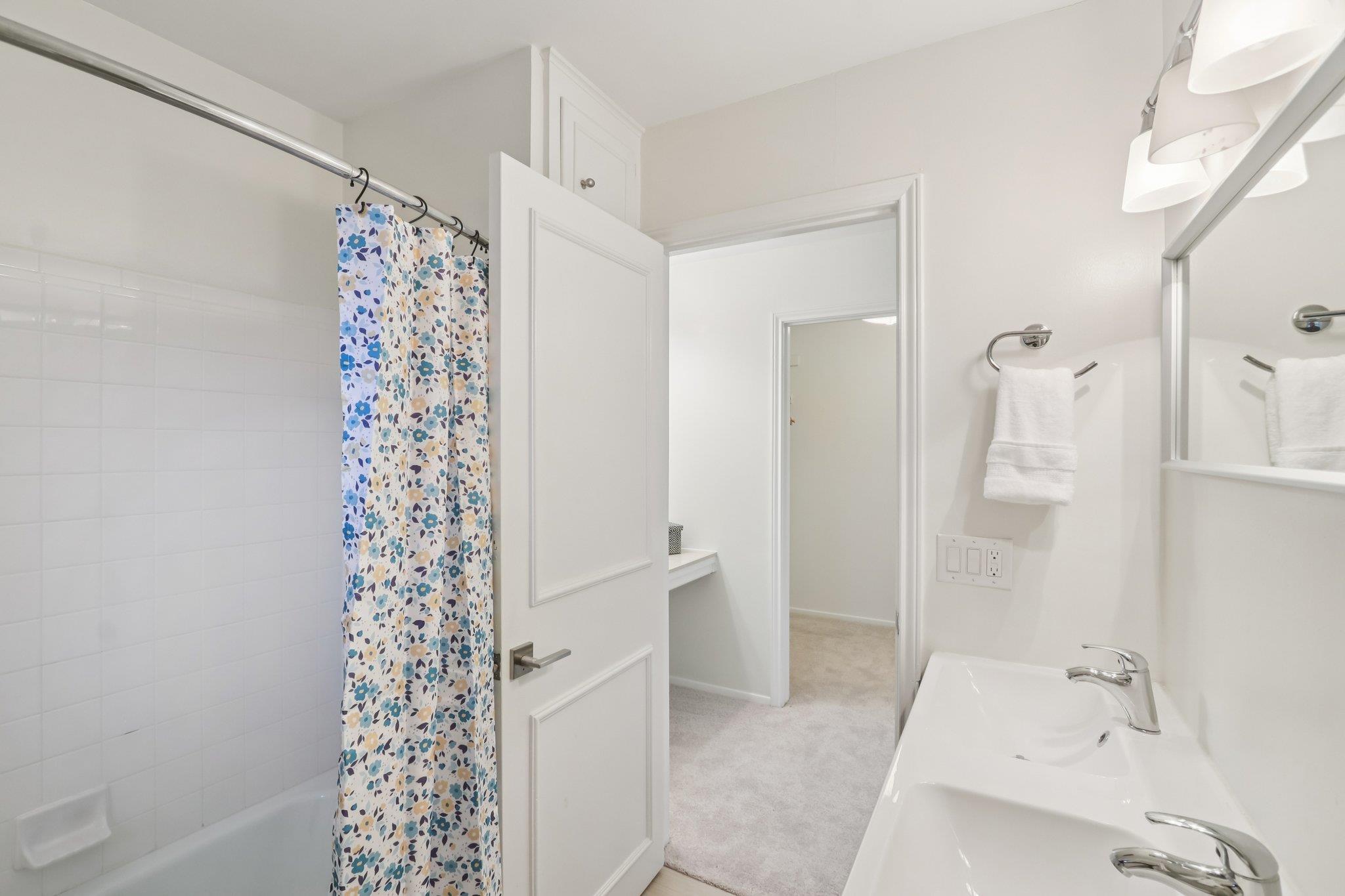 2505 Comburg Castle Way, Austin, TX 78748