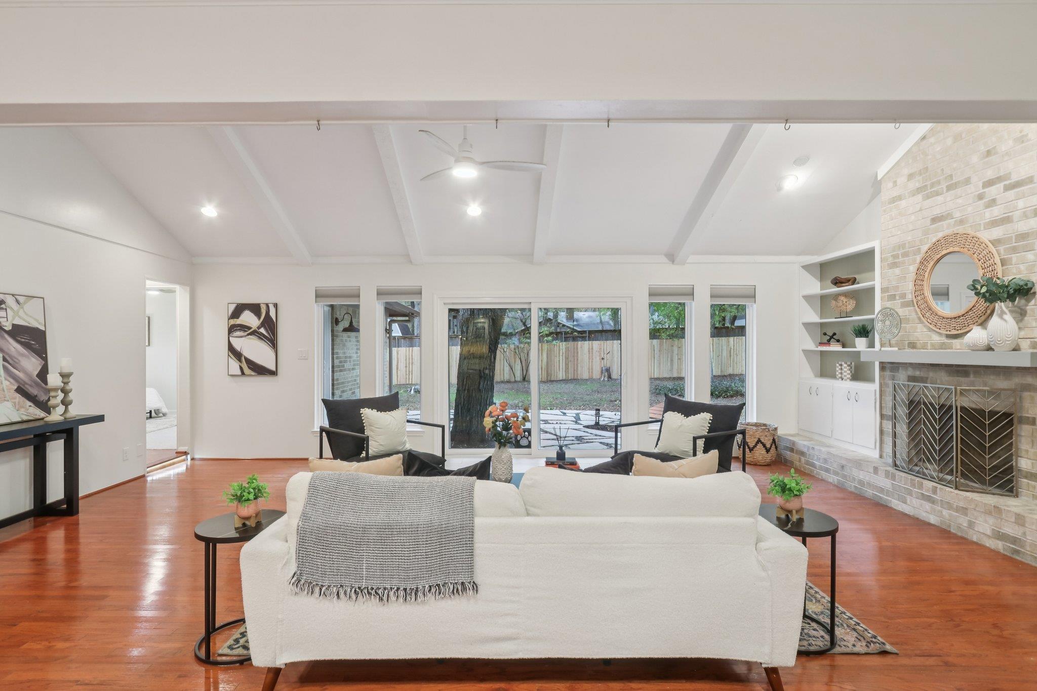 2505 Comburg Castle Way, Austin, TX 78748