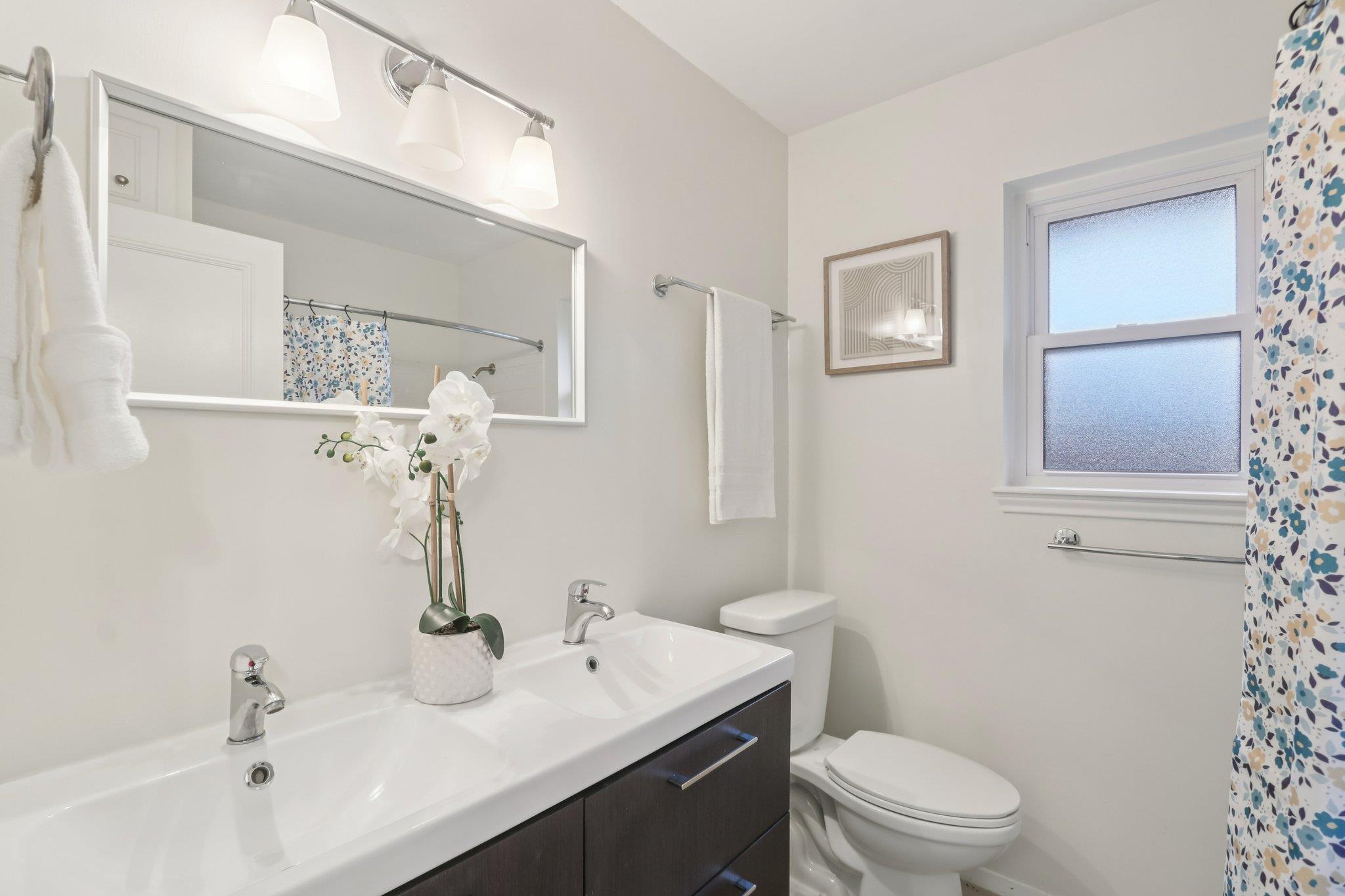 2505 Comburg Castle Way, Austin, TX 78748