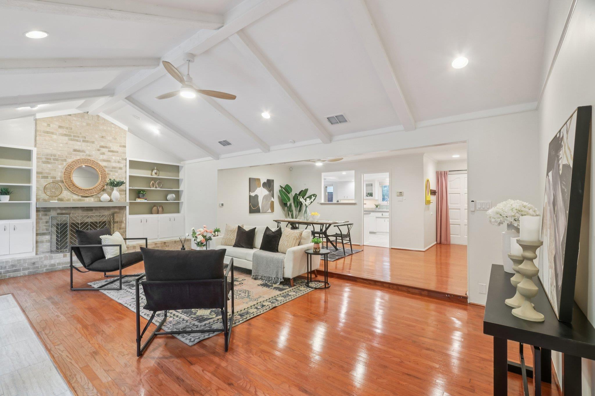 2505 Comburg Castle Way, Austin, TX 78748