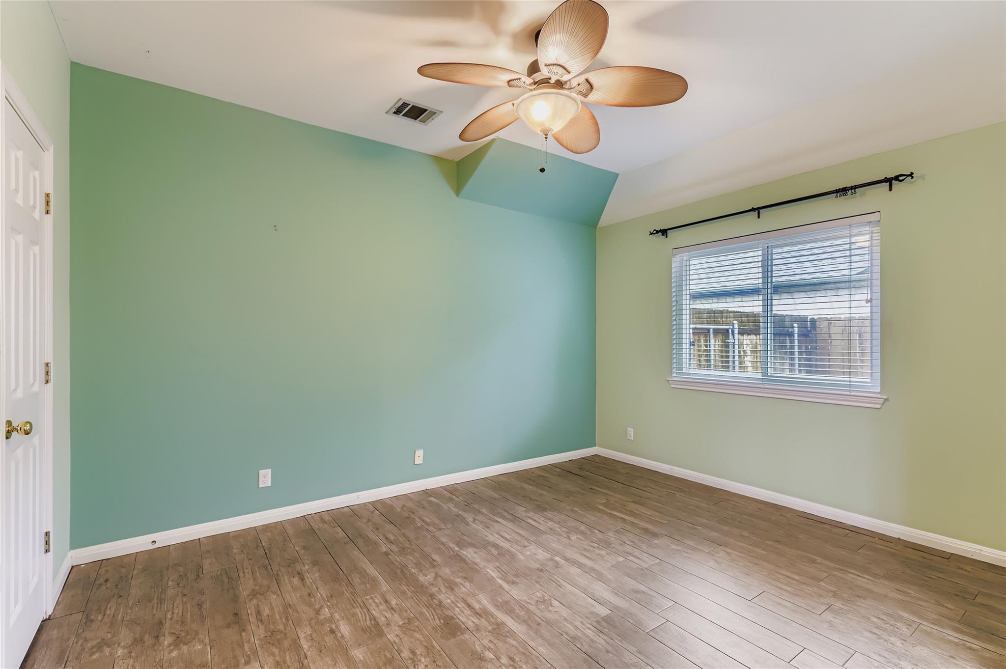 711 DOGWOOD Trl, Cedar Park, TX 78613