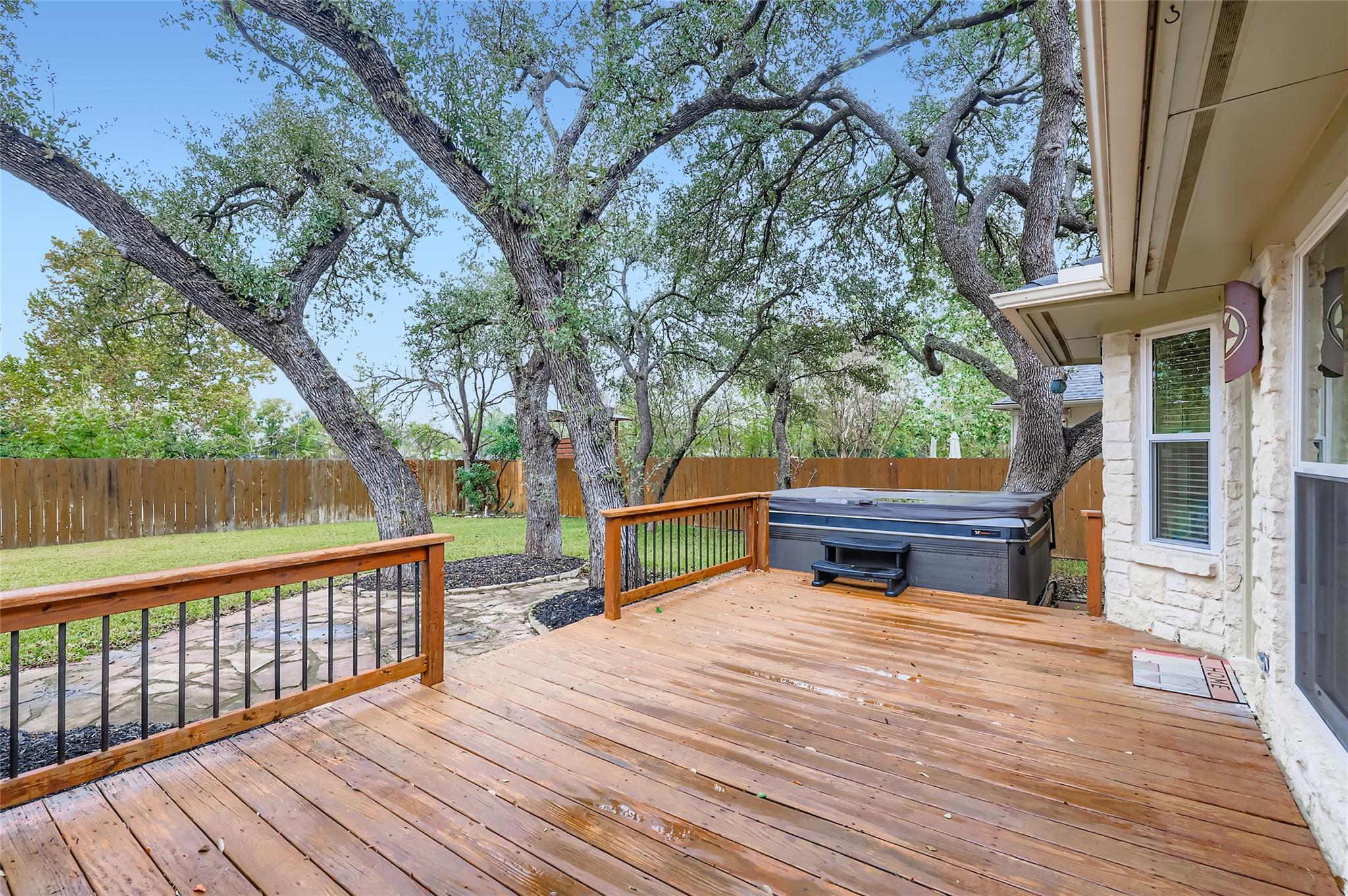 711 DOGWOOD Trl, Cedar Park, TX 78613