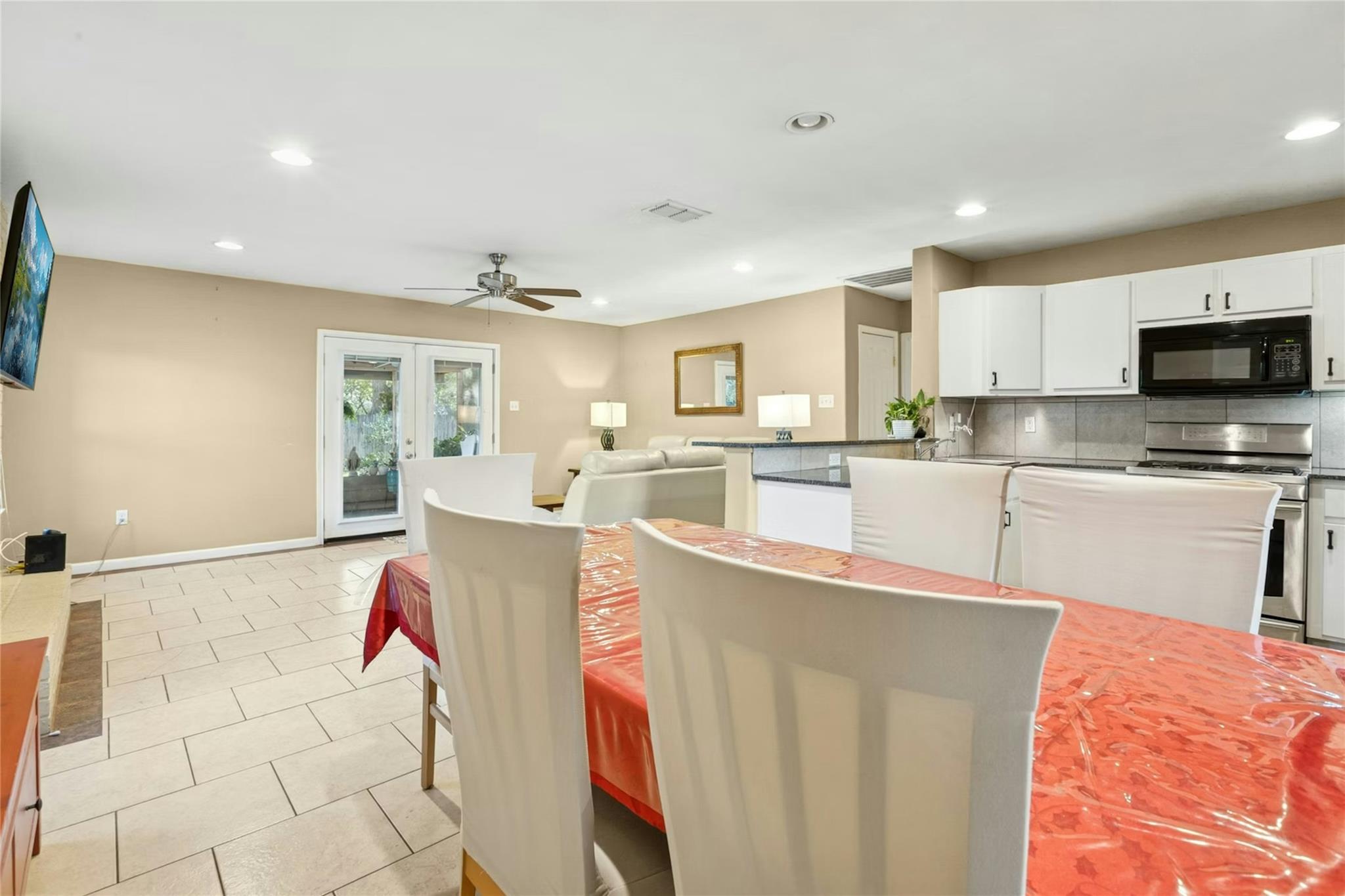 1704 Colony Creek Dr, Austin, TX 78758