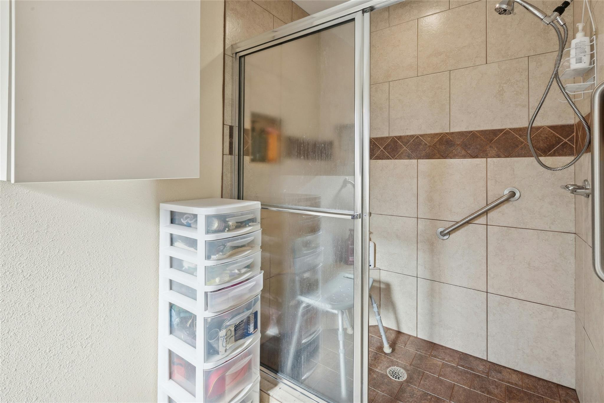 1704 Colony Creek Dr, Austin, TX 78758