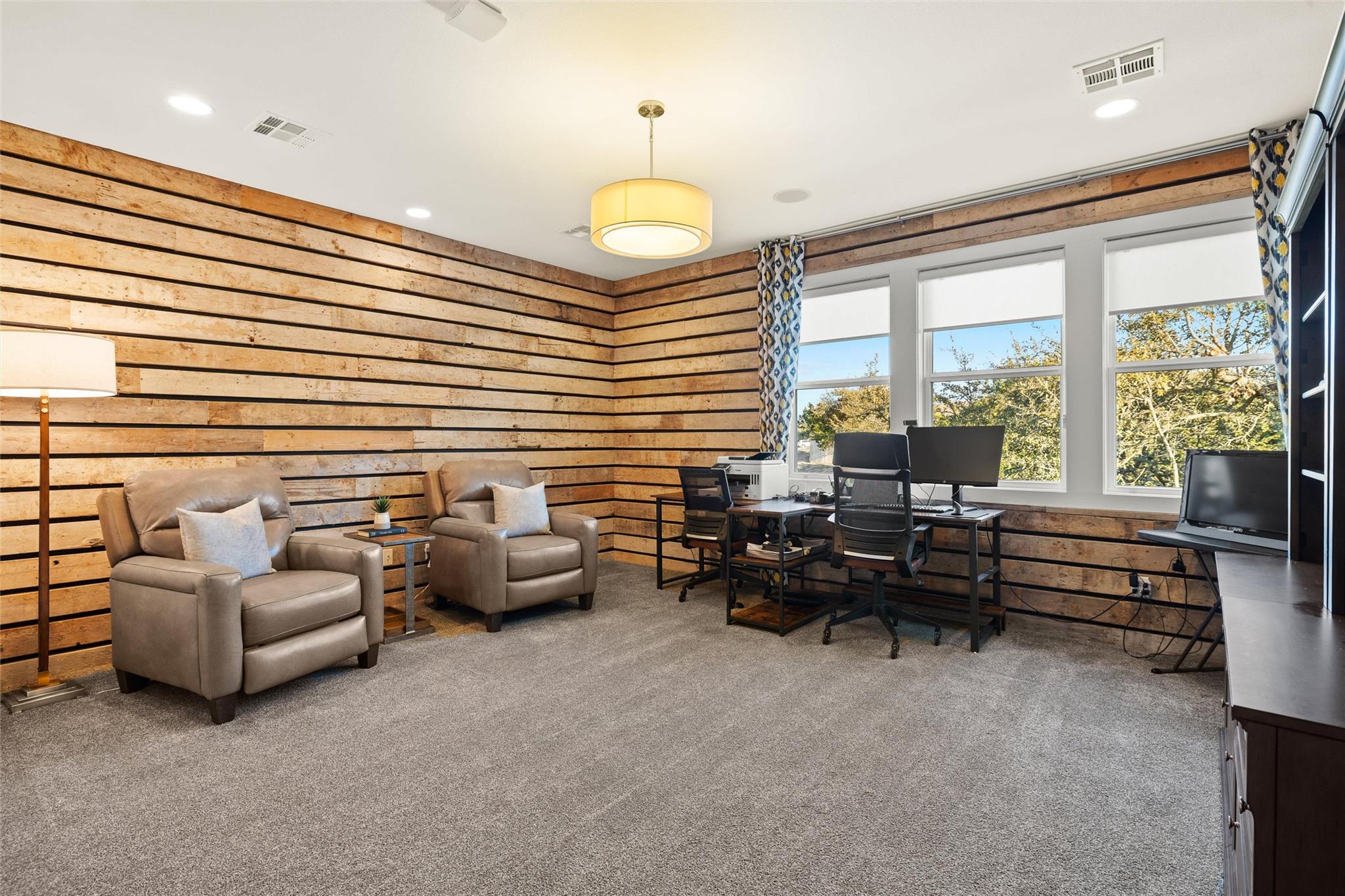 550 Goodnight Trl, Dripping Springs, TX 78620