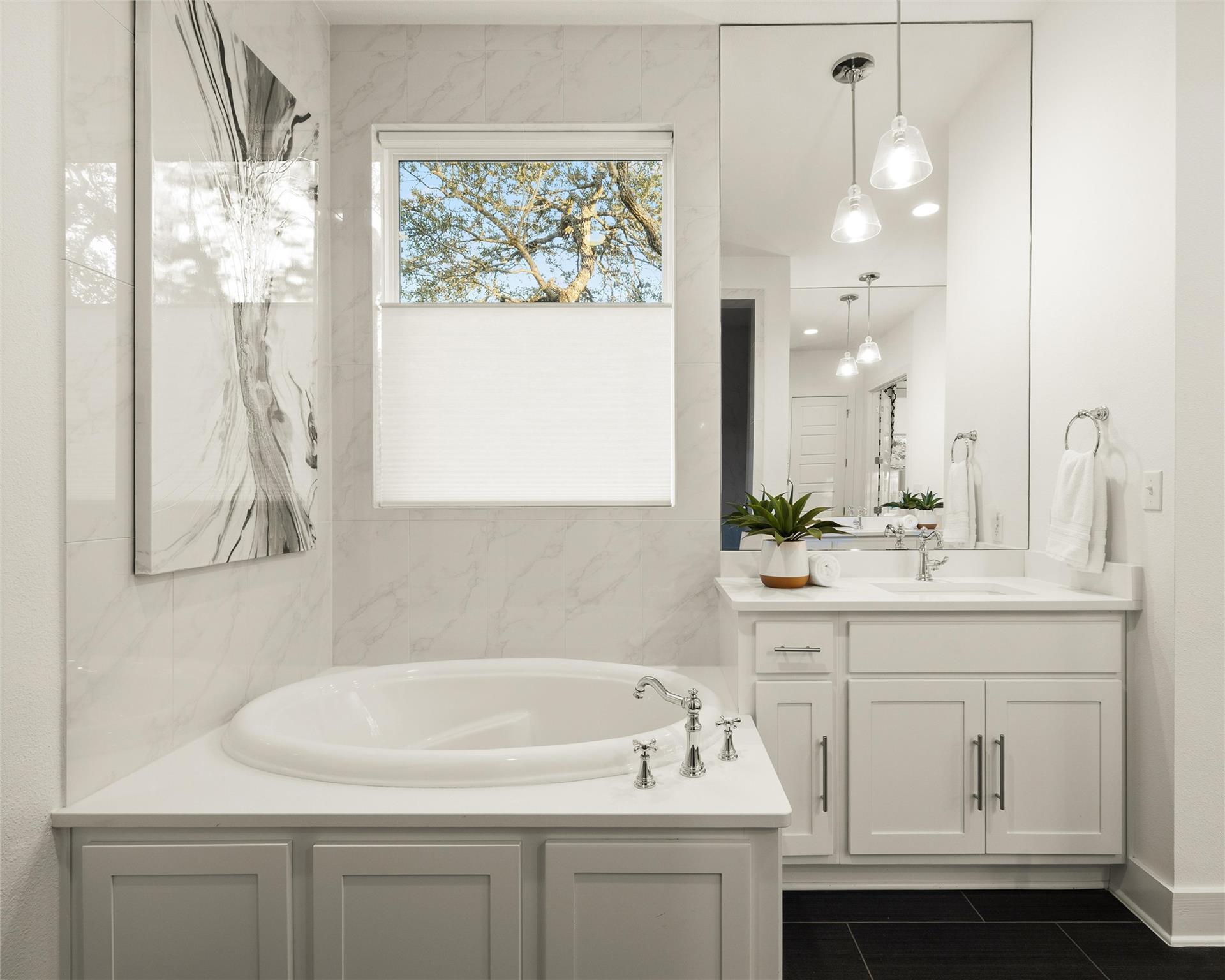 550 Goodnight Trl, Dripping Springs, TX 78620