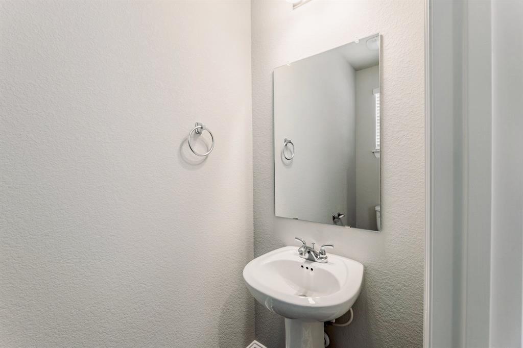 157 Riverhill Dr, Georgetown, TX 78628