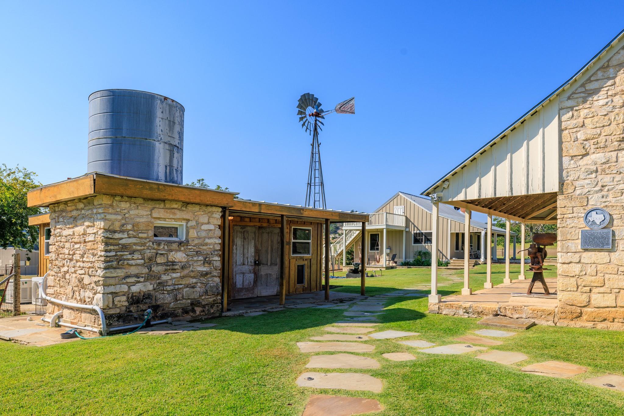 3366 Ranch Road 965, Fredericksburg, TX 78624