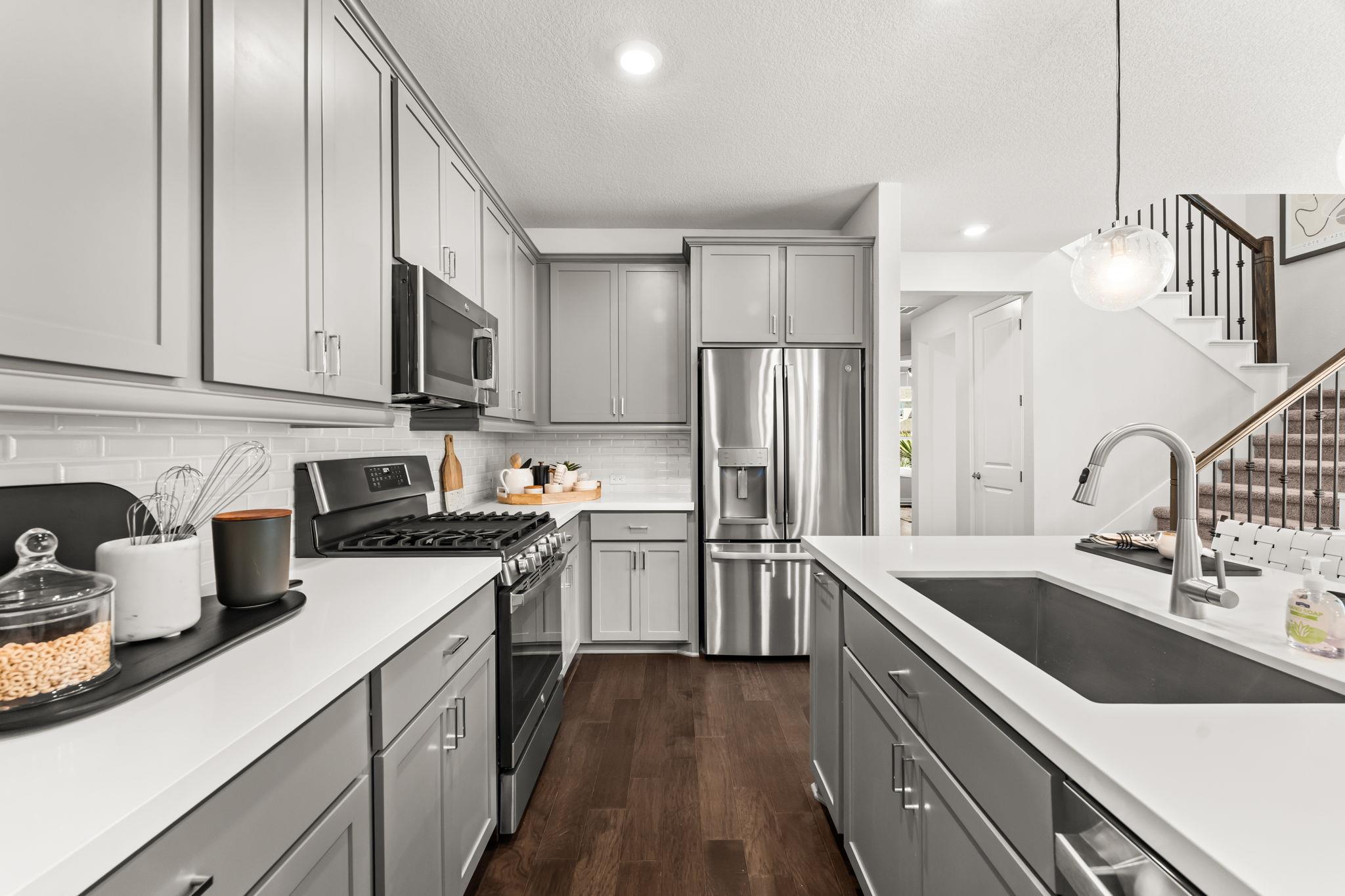 208 Barton Oak Trl, Georgetown, TX 78628