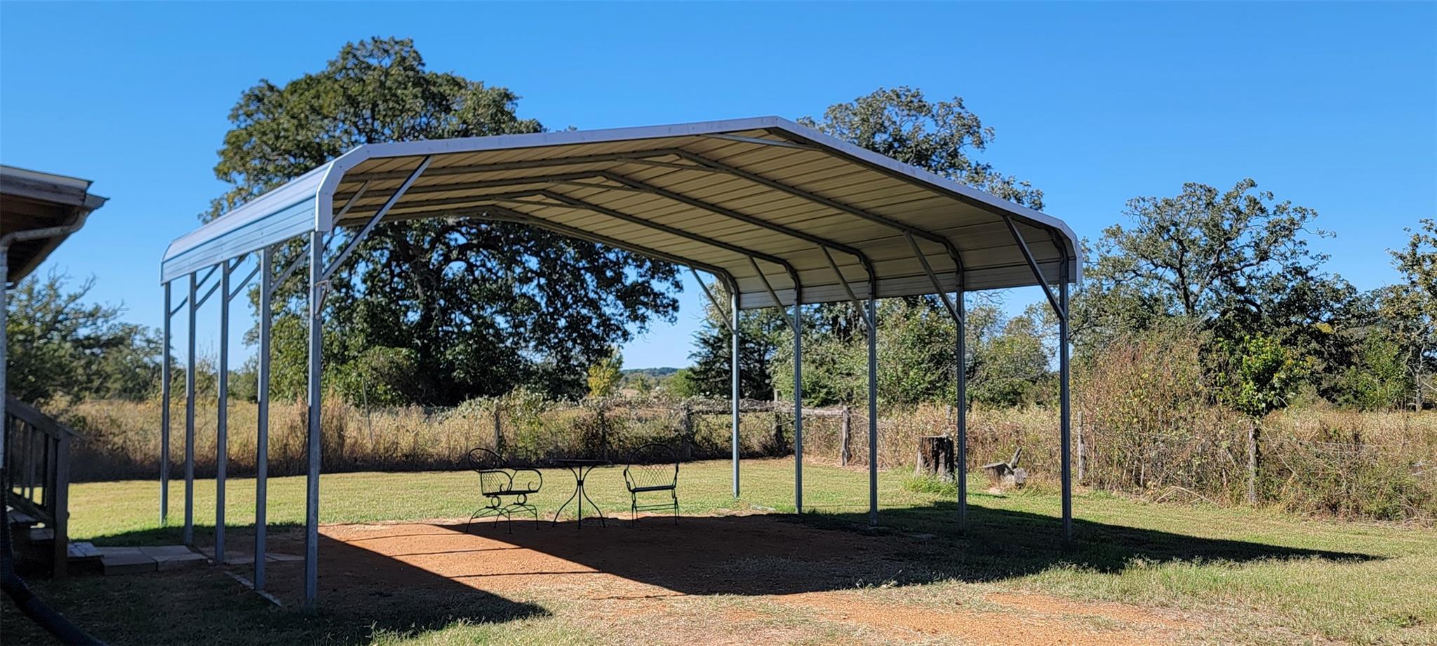 394 Easley Rd, Smithville, TX 78957