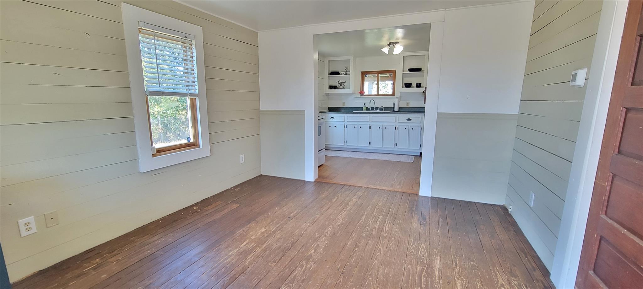 394 Easley Rd, Smithville, TX 78957