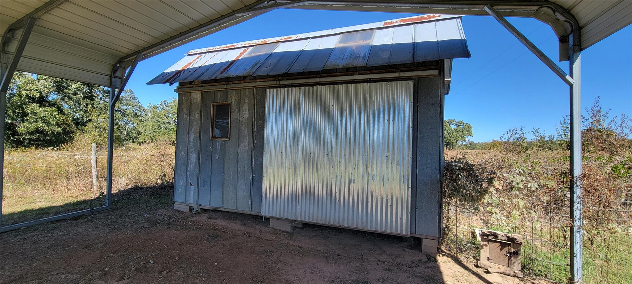 394 Easley Rd, Smithville, TX 78957