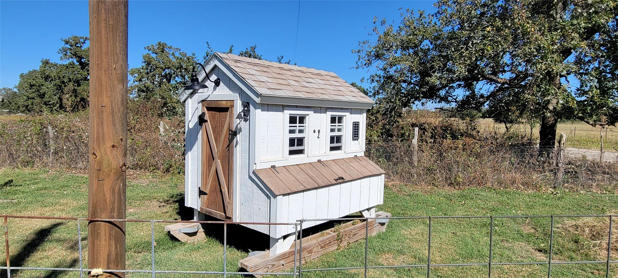 394 Easley Rd, Smithville, TX 78957