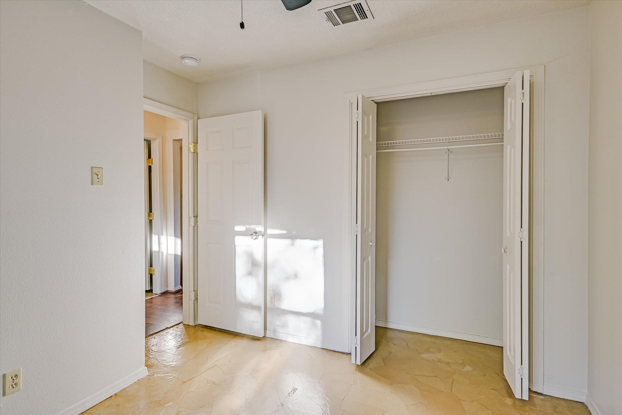 305 Regatta Ct, Lakeway, TX 78734