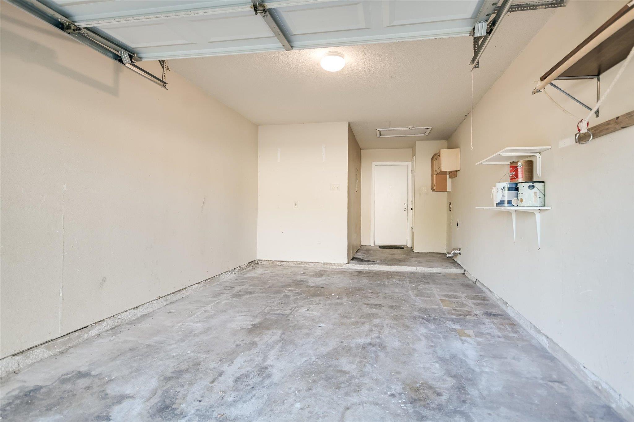 305 Regatta Ct, Lakeway, TX 78734