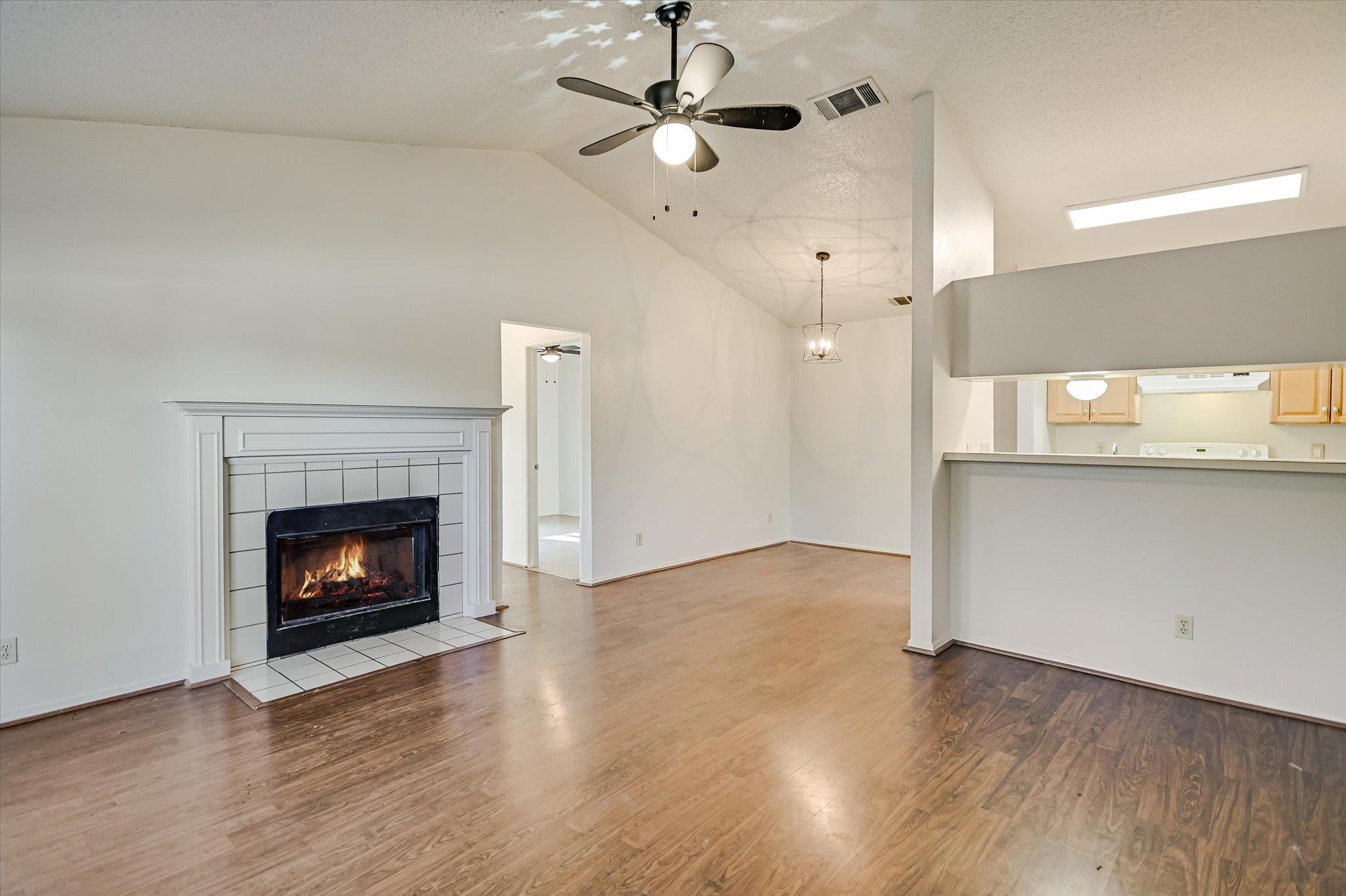 305 Regatta Ct, Lakeway, TX 78734