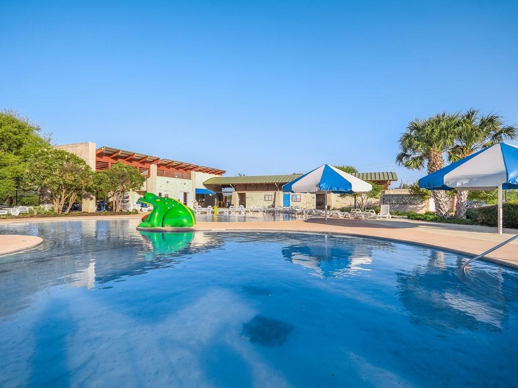 305 Regatta Ct, Lakeway, TX 78734