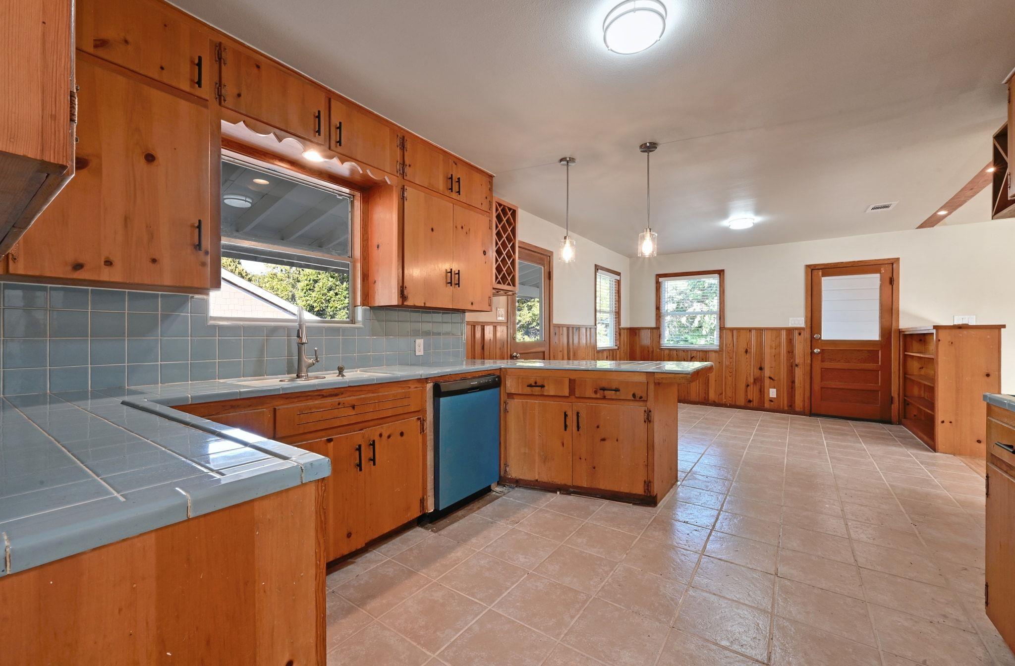 1900 Cedar Ave, Austin, TX 78722