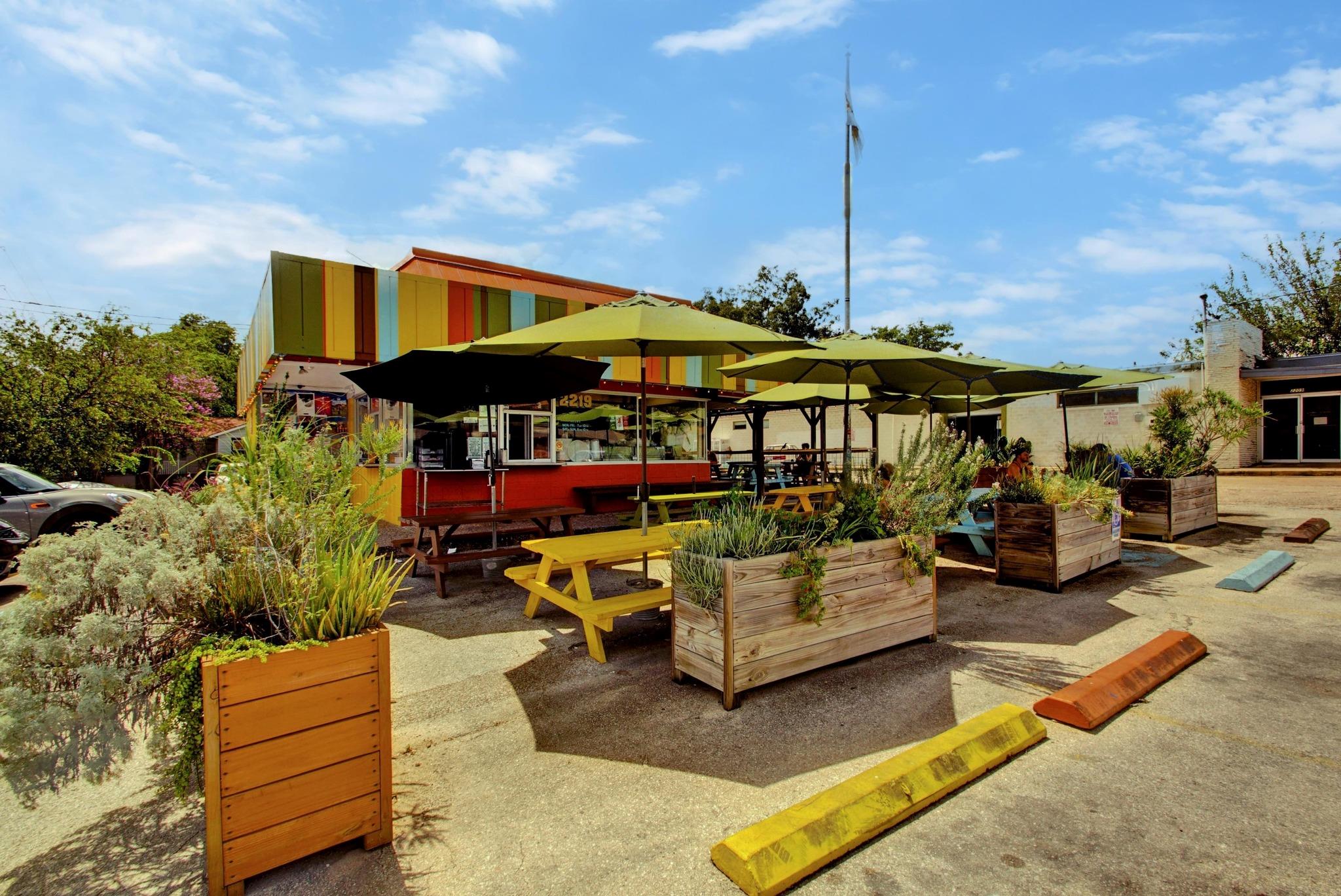 1900 Cedar Ave, Austin, TX 78722