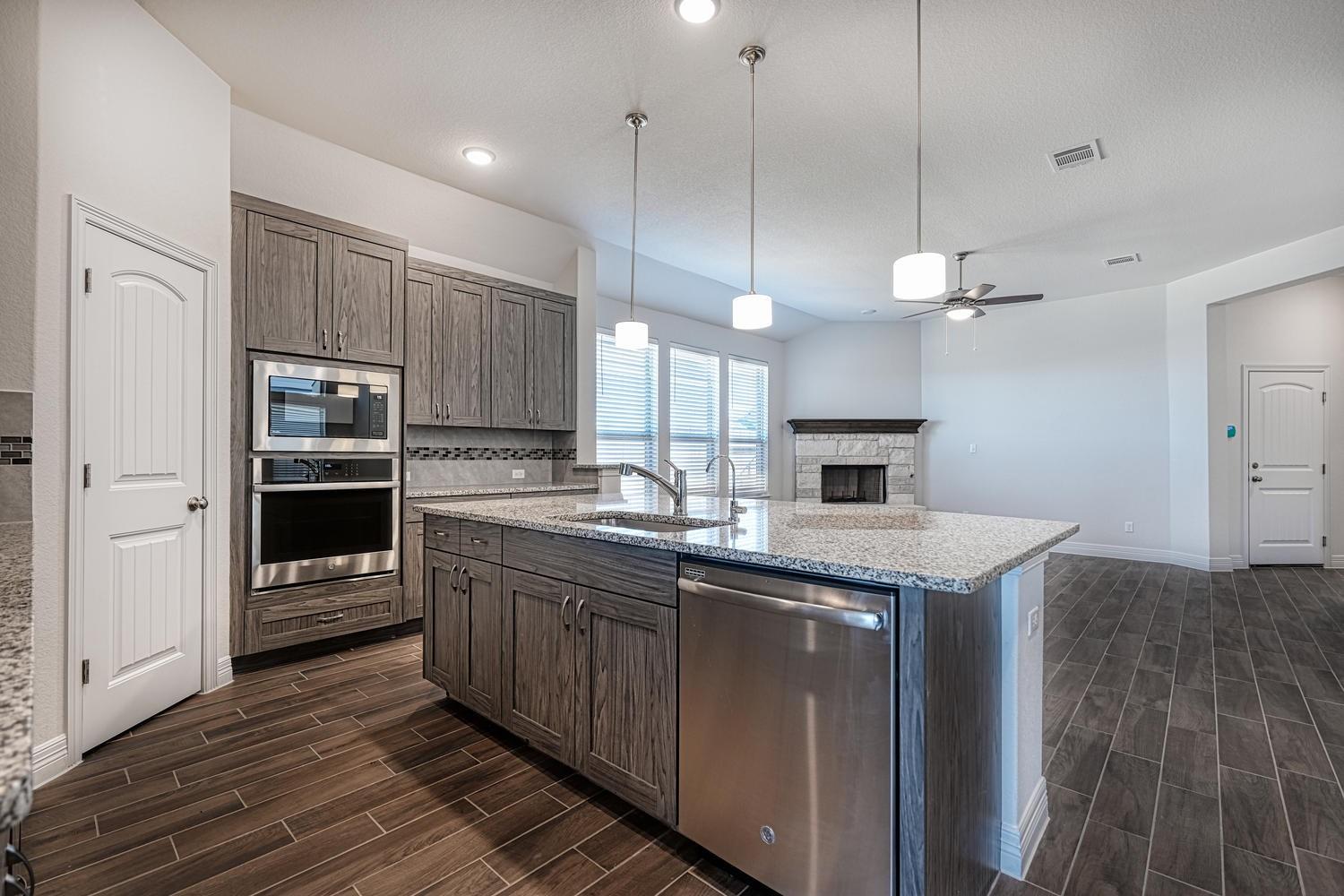 126 Russet Trl, Georgetown, TX 78628