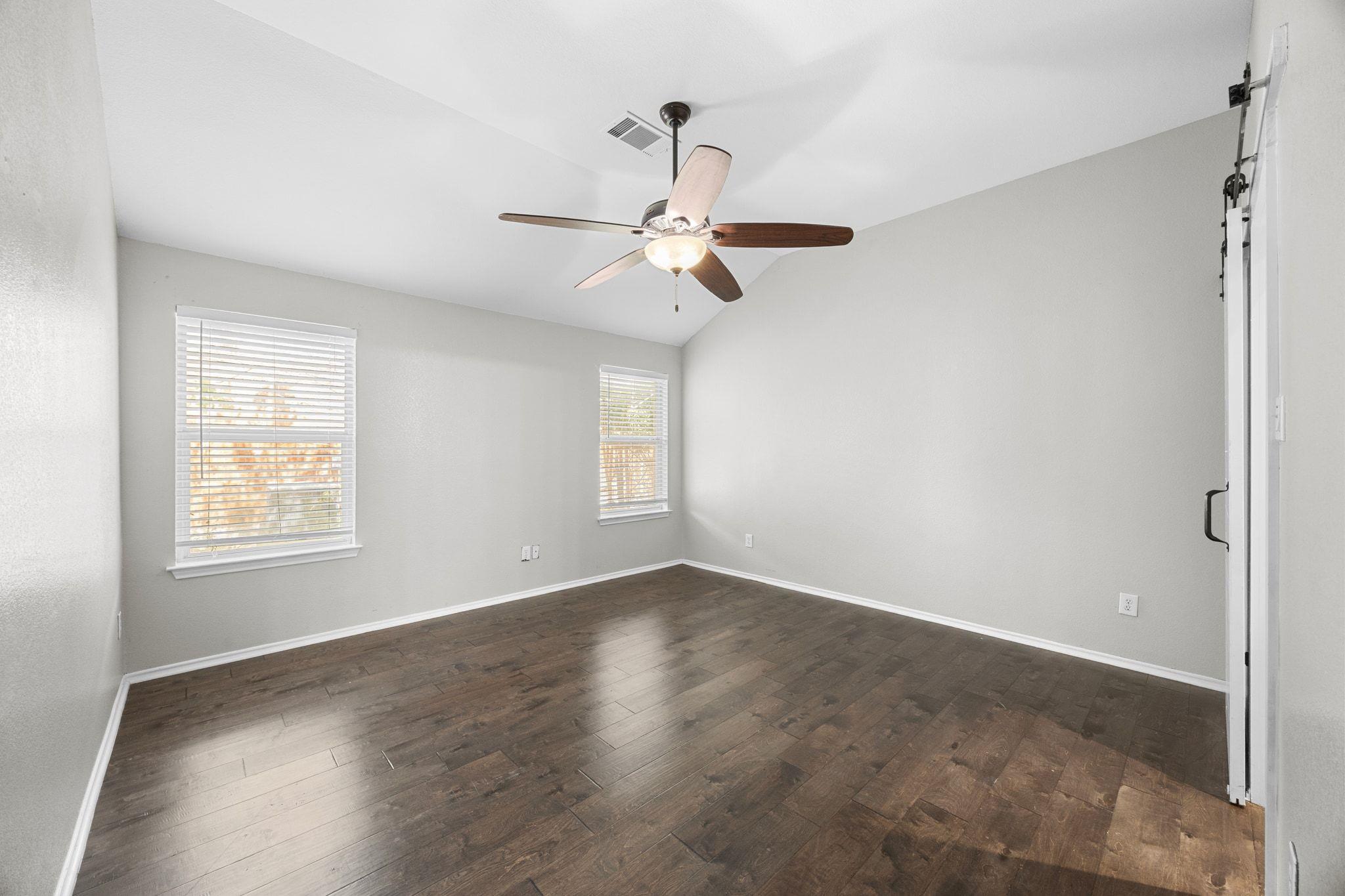 119 Aguilar Dr, Hutto, TX 78634