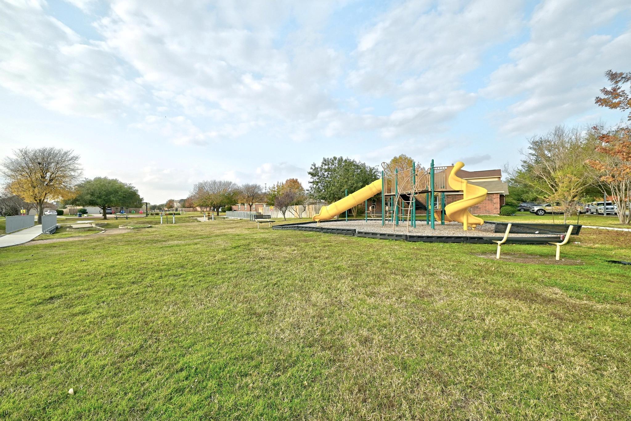119 Aguilar Dr, Hutto, TX 78634