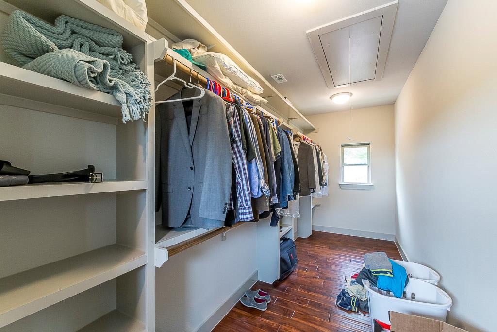 2501 E 9th St, Austin, TX 78702